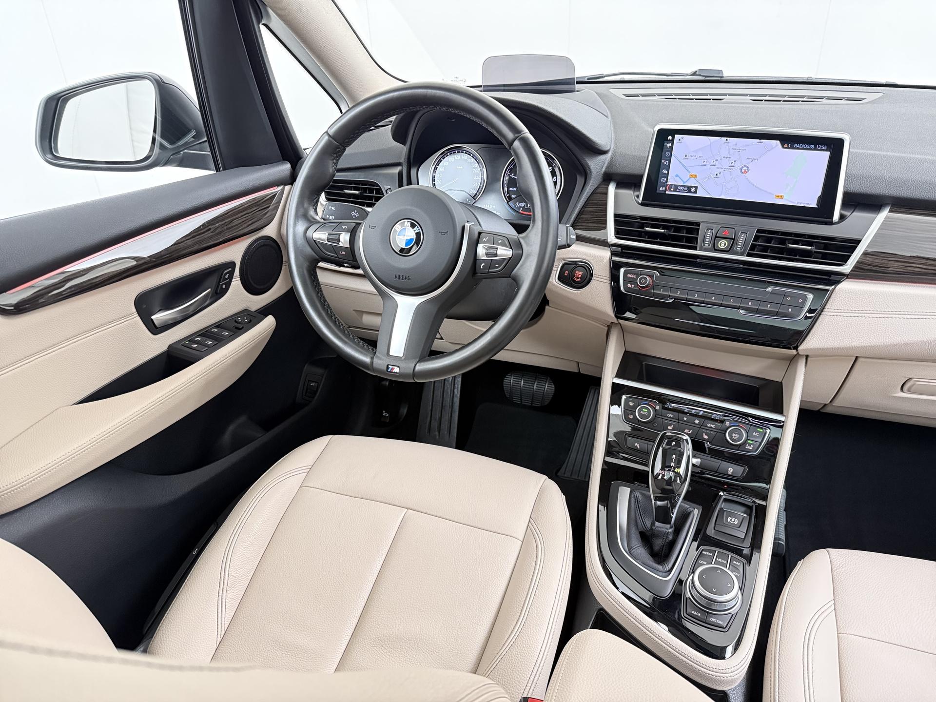 BMW 2-serie Active Tourer 218i 21