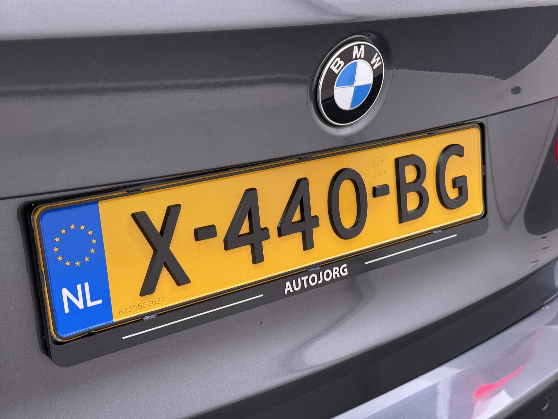 BMW 3-serie Touring 316d Executive 15