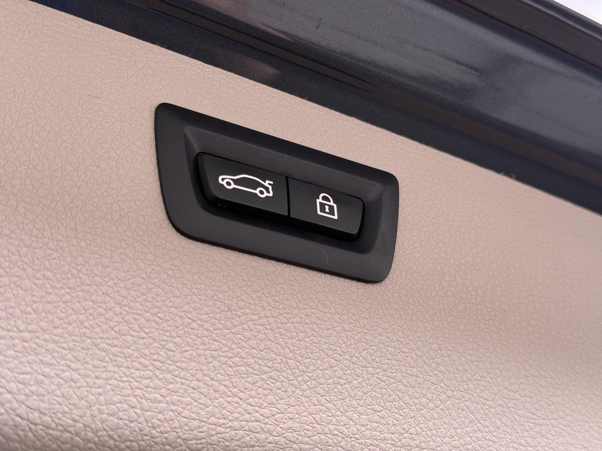 BMW 3-serie Touring 316d Executive 17