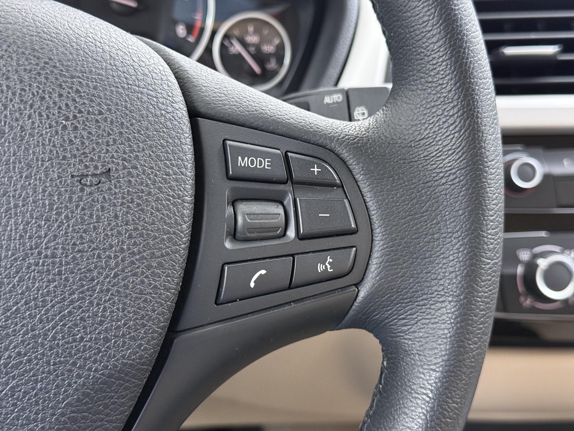 BMW 3-serie Touring 316d Executive 28