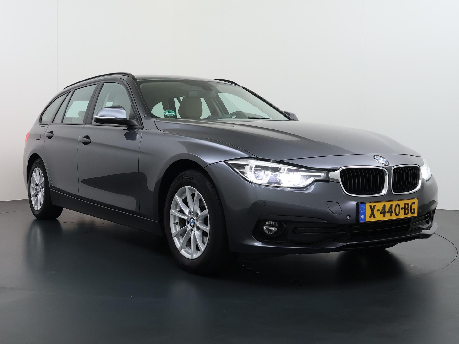BMW 3-serie Touring 316d Executive 3