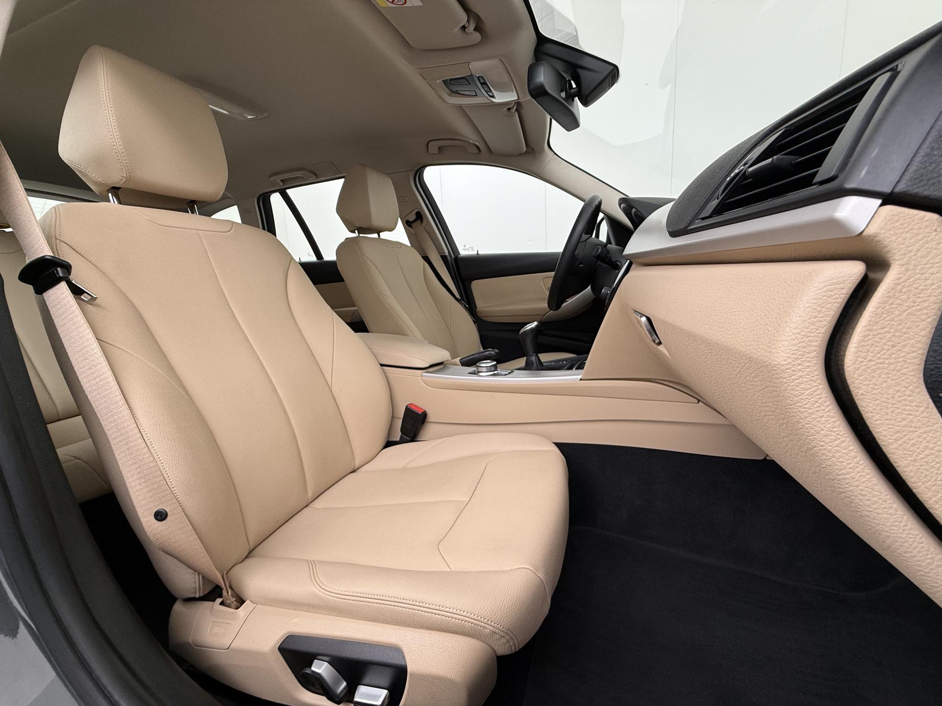 BMW 3-serie Touring 316d Executive 40