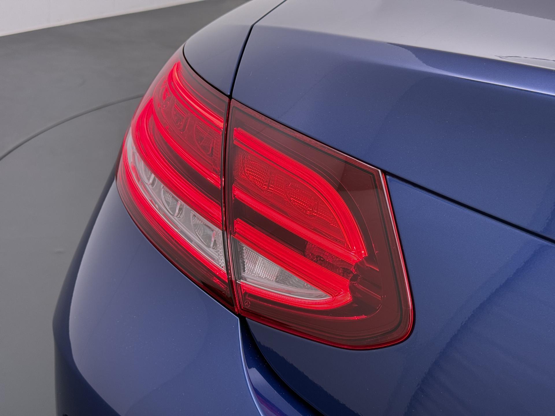 Mercedes-Benz C-klasse Coupé 200 AMG Sport Edition Premium Plus 16