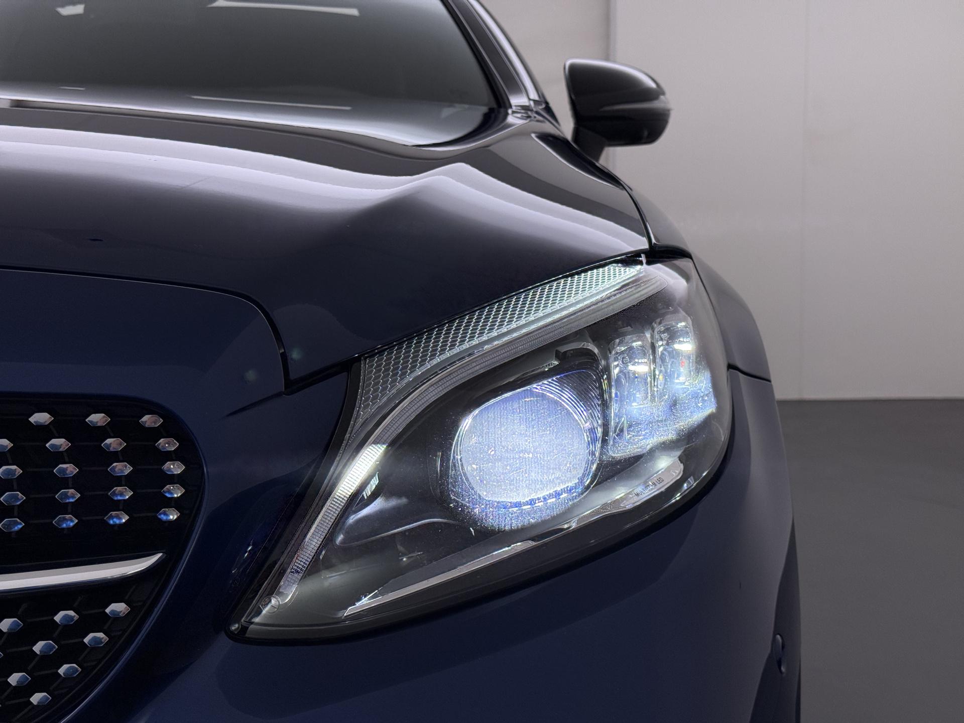 Mercedes-Benz C-klasse Coupé 200 AMG Sport Edition Premium Plus 21