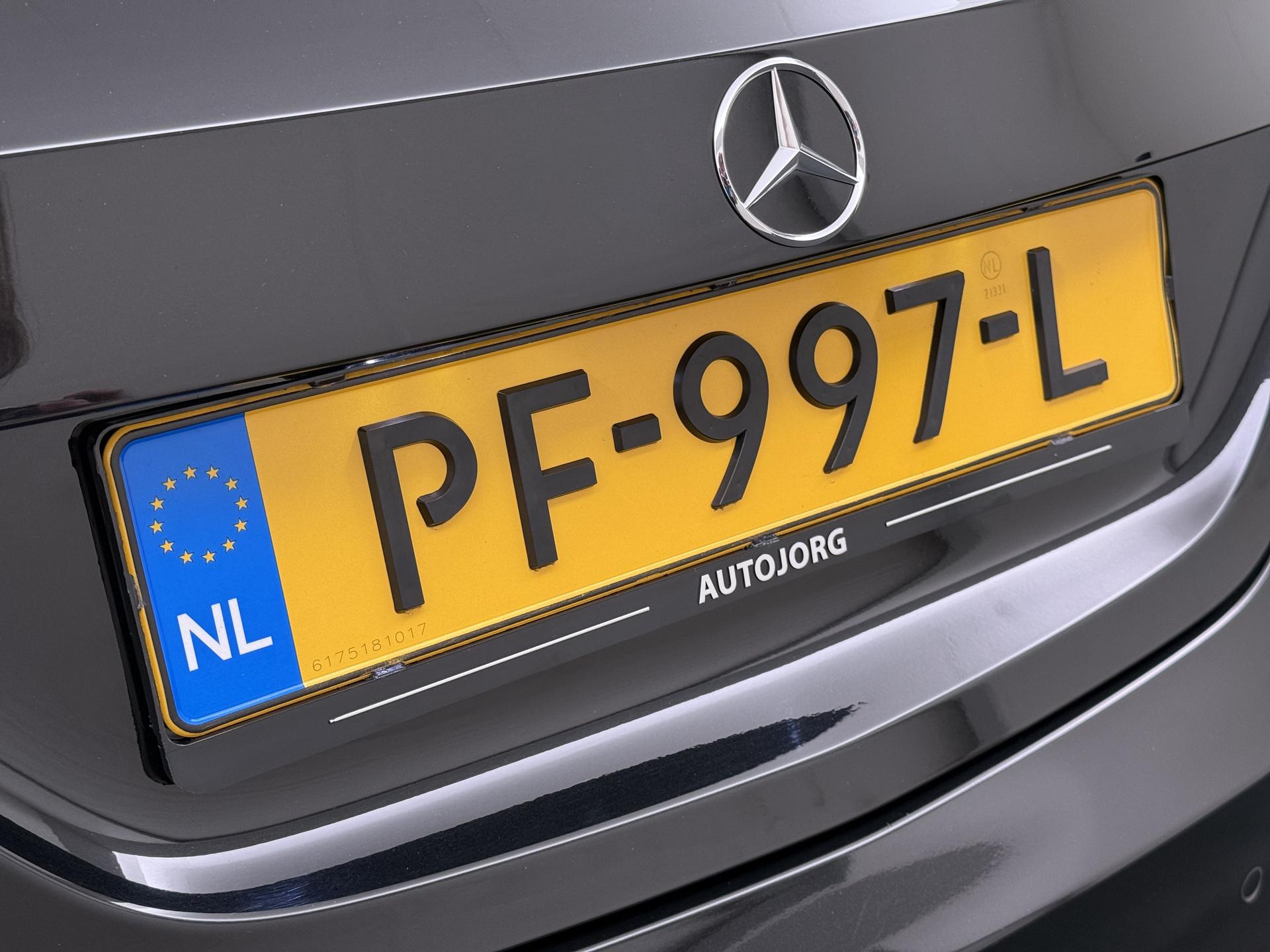 Mercedes-Benz CLA-klasse Shooting Brake 180 d Business Solution 16