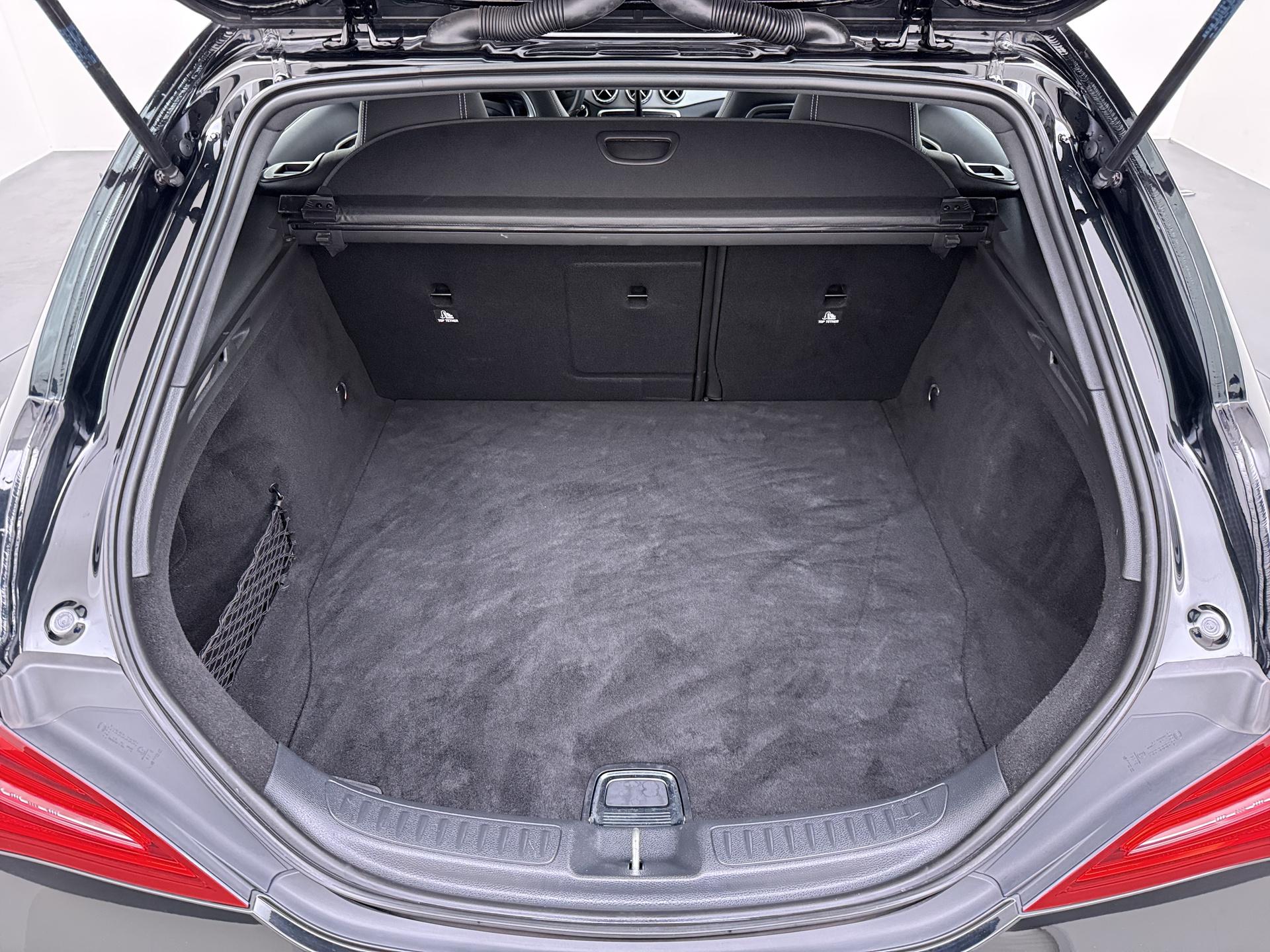 Mercedes-Benz CLA-klasse Shooting Brake 180 d Business Solution 17