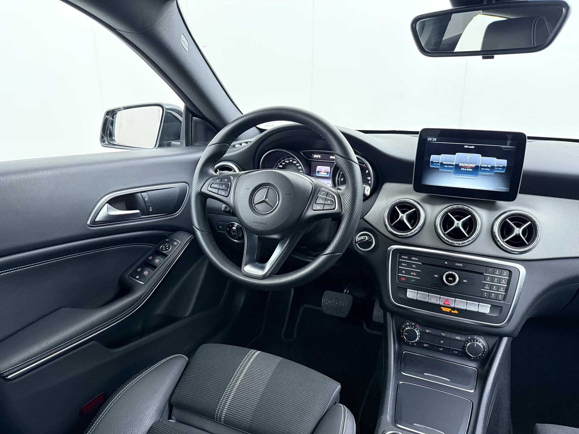 Mercedes-Benz CLA-klasse Shooting Brake 180 d Business Solution 21