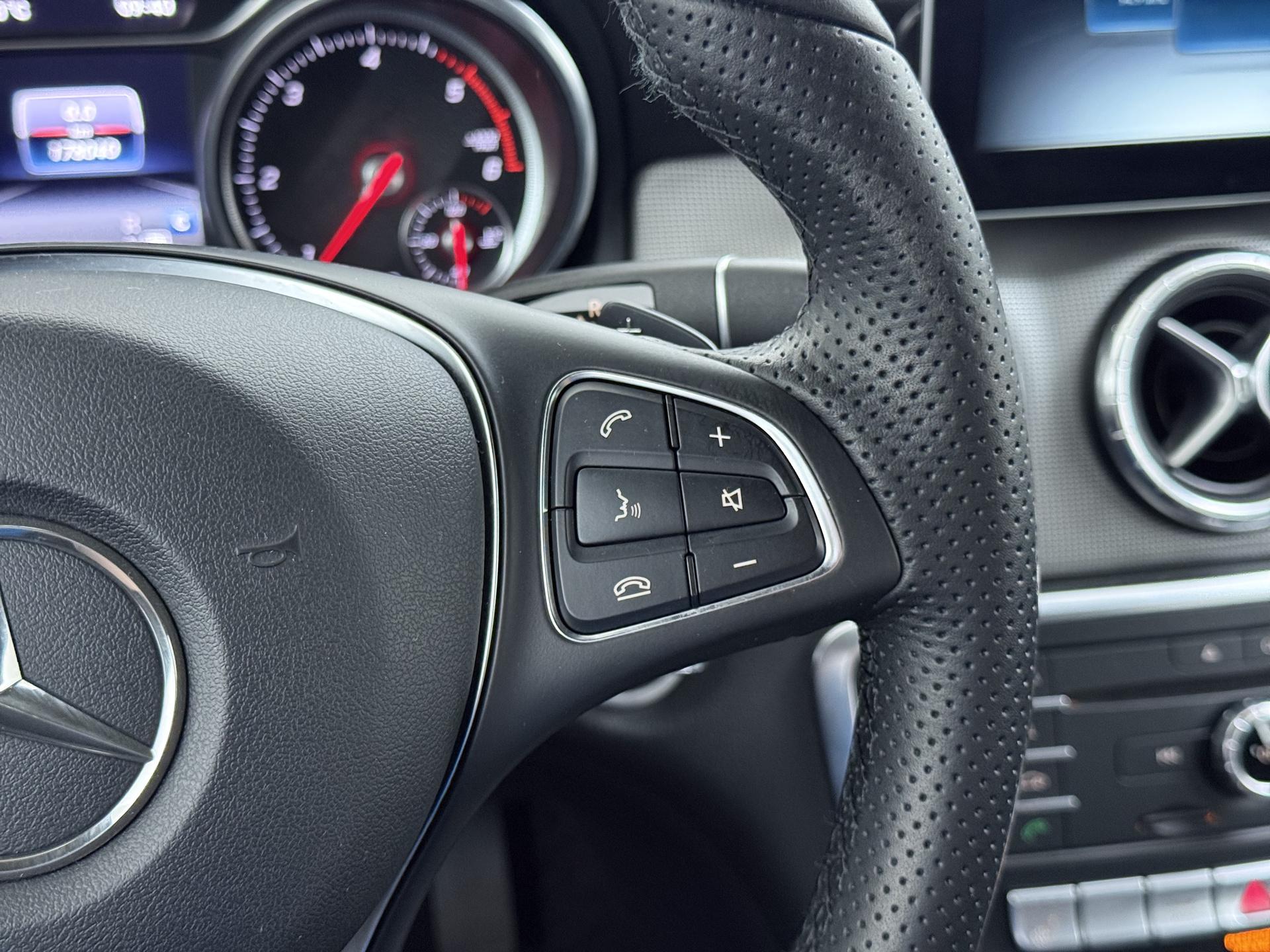 Mercedes-Benz CLA-klasse Shooting Brake 180 d Business Solution 25