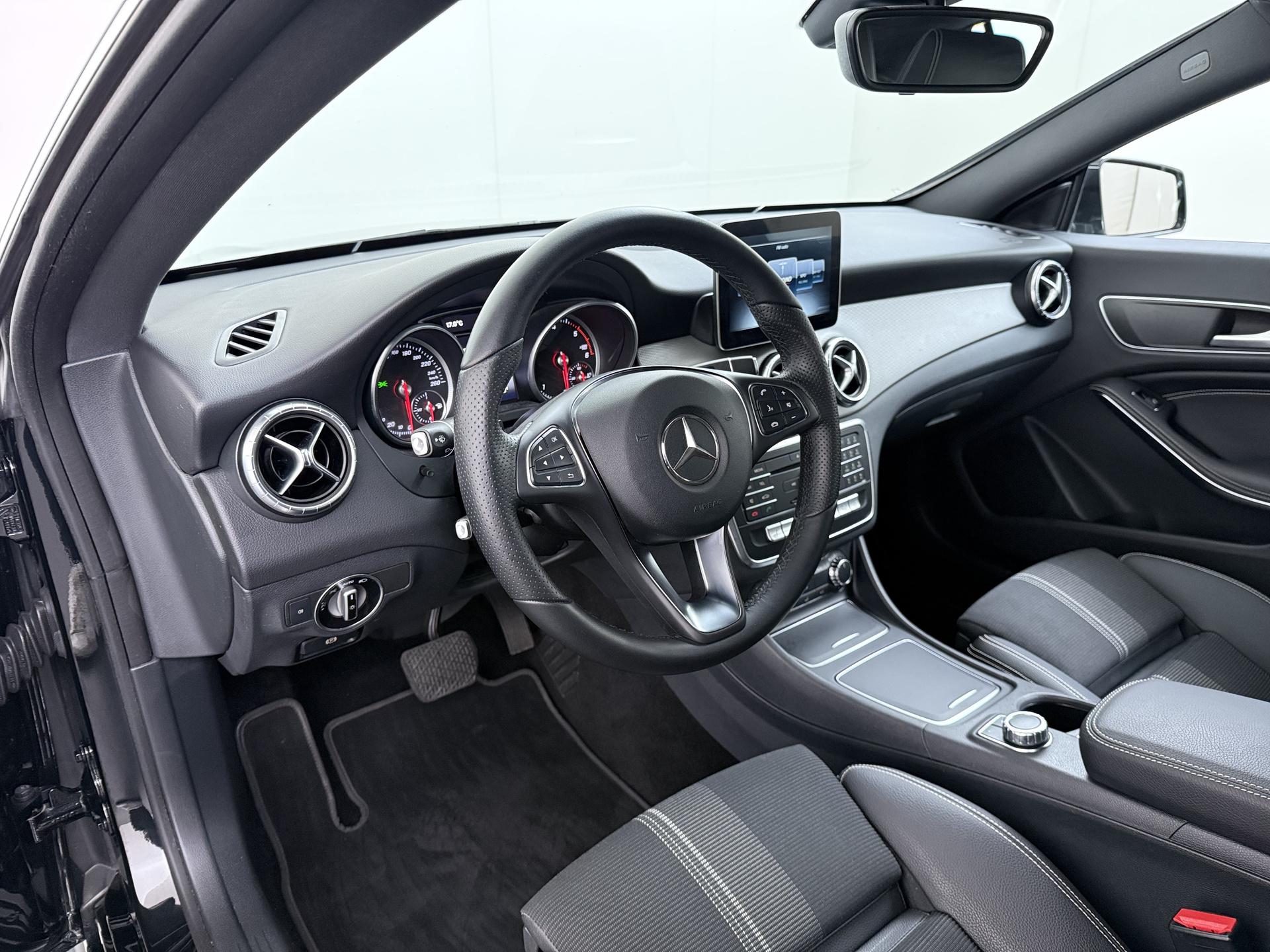 Mercedes-Benz CLA-klasse Shooting Brake 180 d Business Solution 5