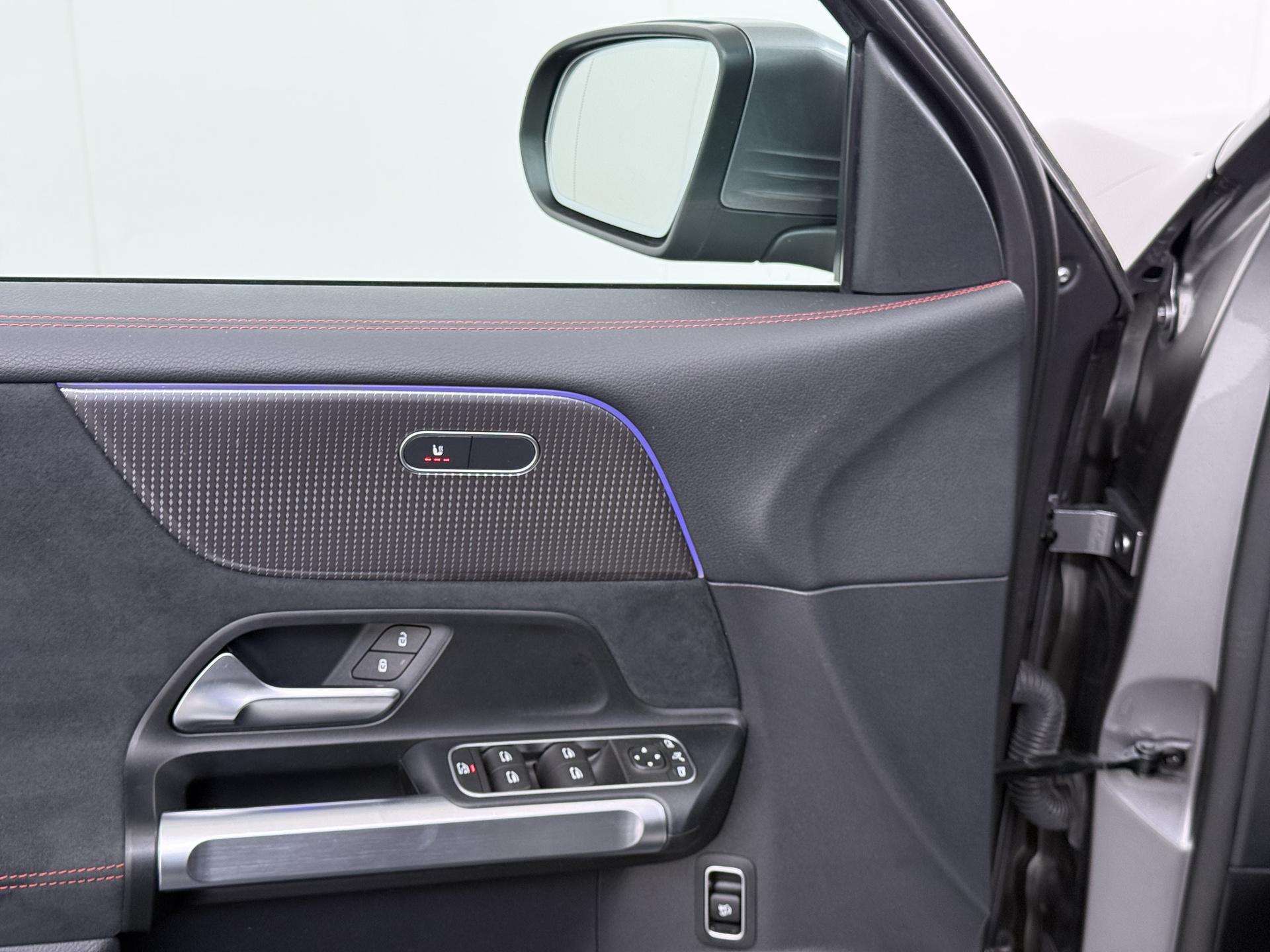 Mercedes-Benz EQB 250 AMG Line 67 kWh 10