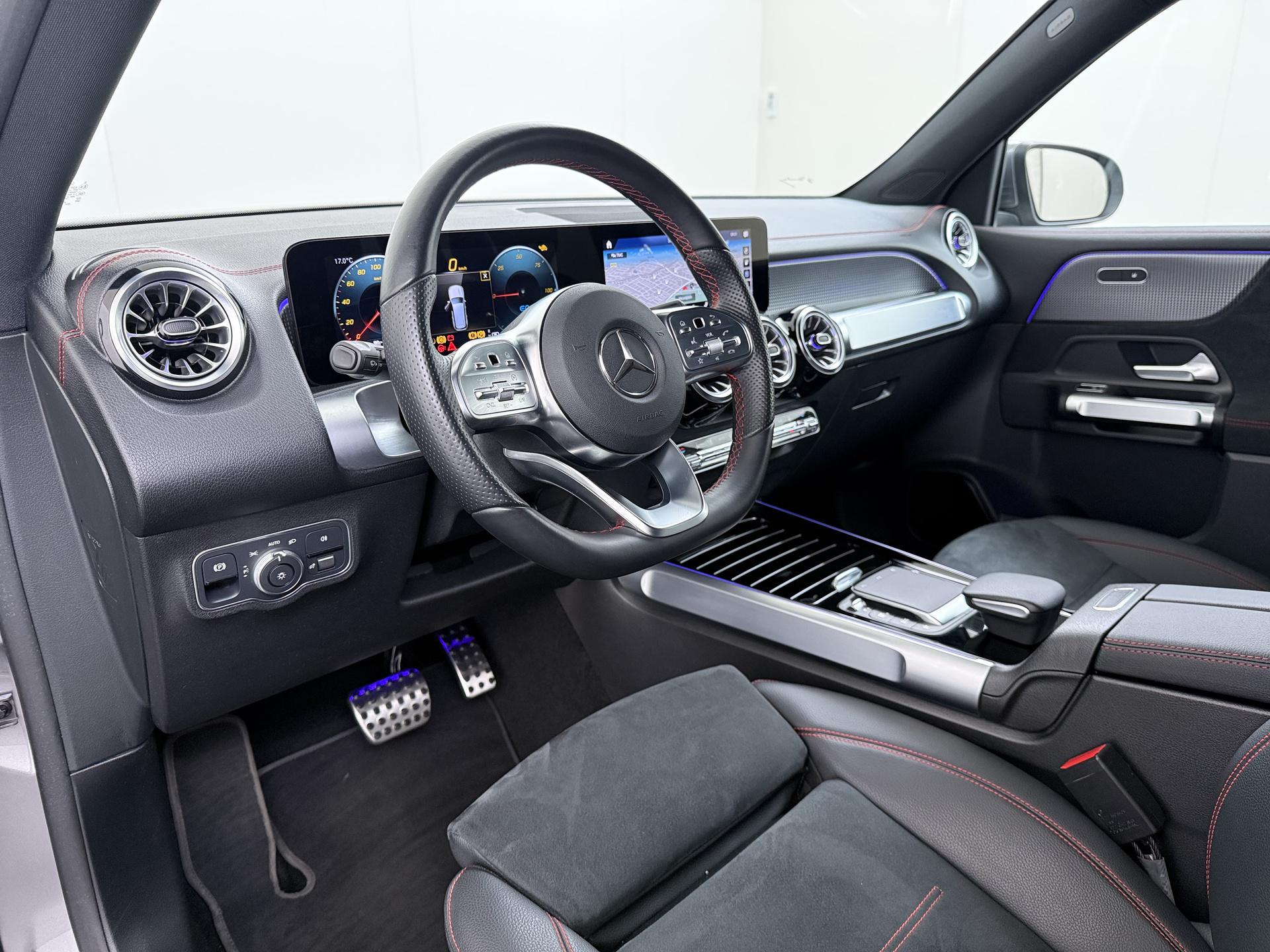 Mercedes-Benz EQB 250 AMG Line 67 kWh 11