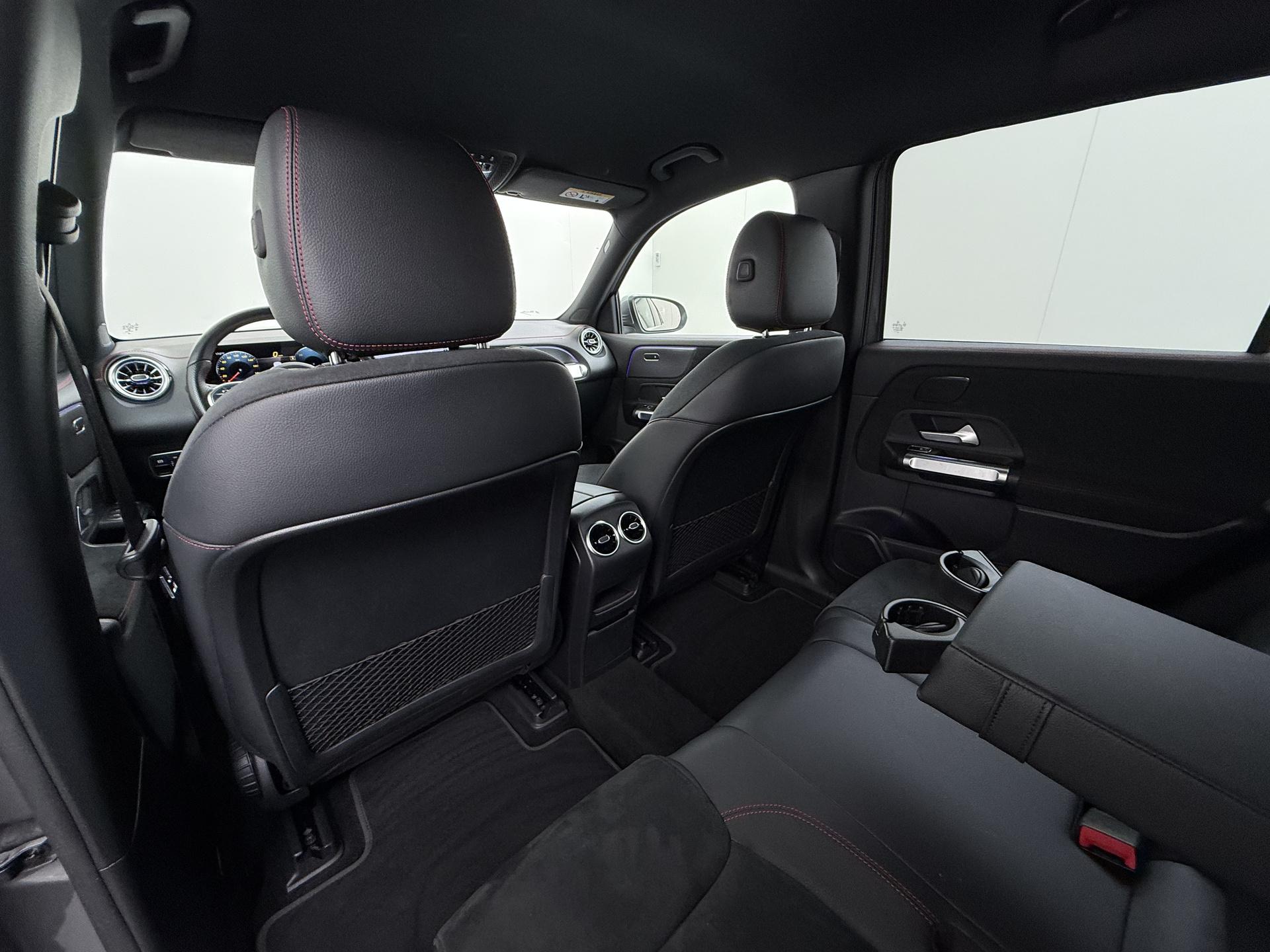 Mercedes-Benz EQB 250 AMG Line 67 kWh 15