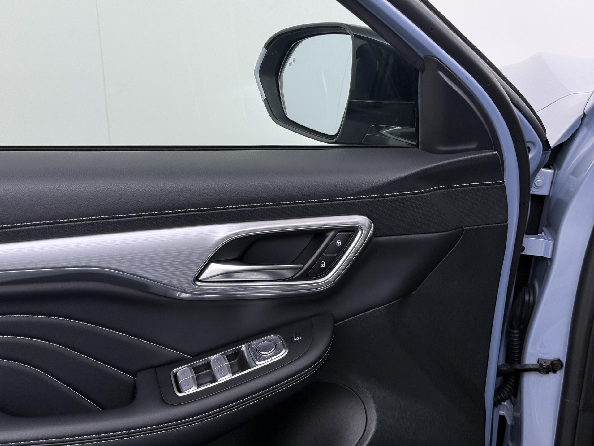 MG Marvel R Exclusive 70 kWh 12