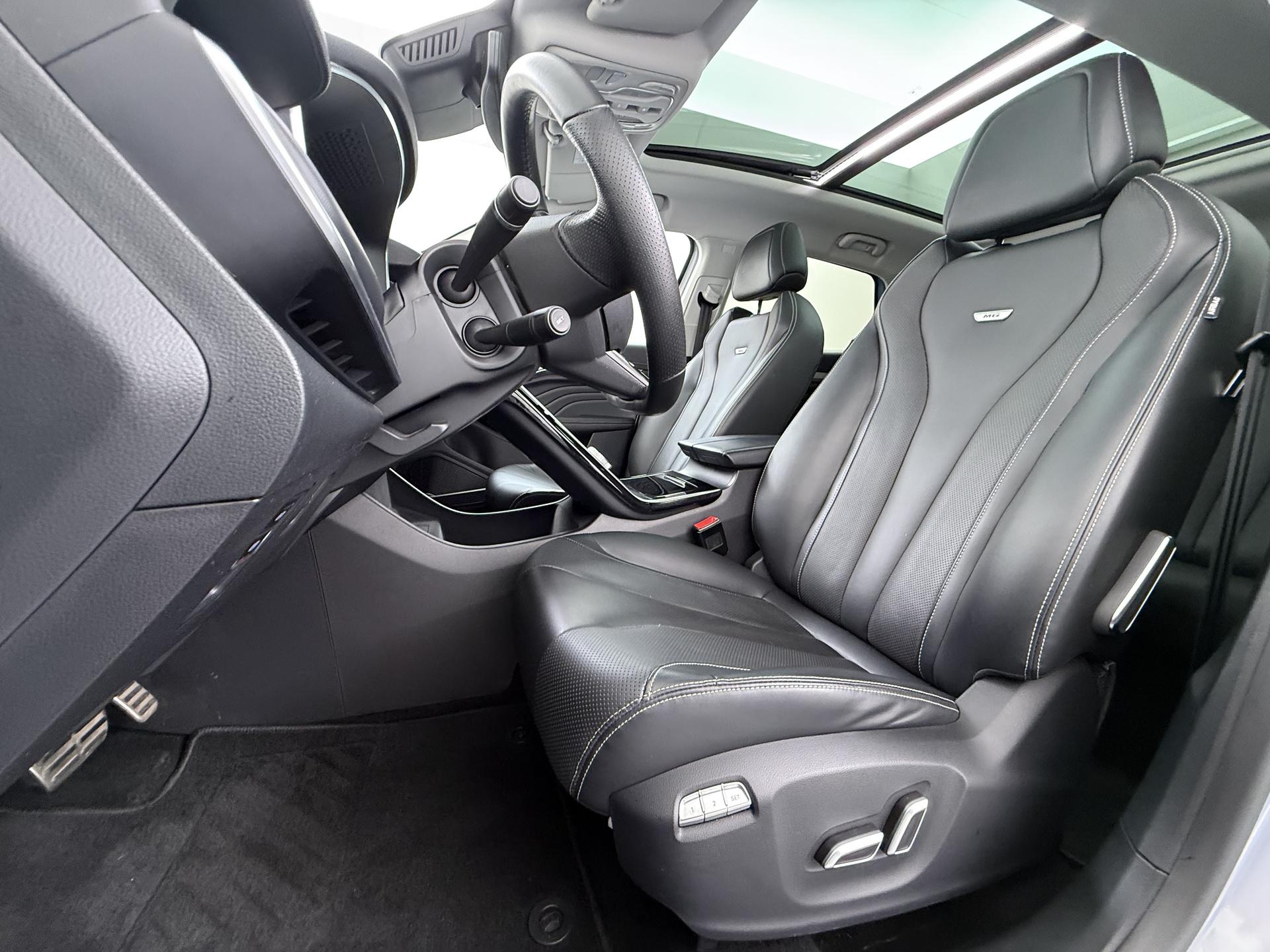 MG Marvel R Exclusive 70 kWh 14