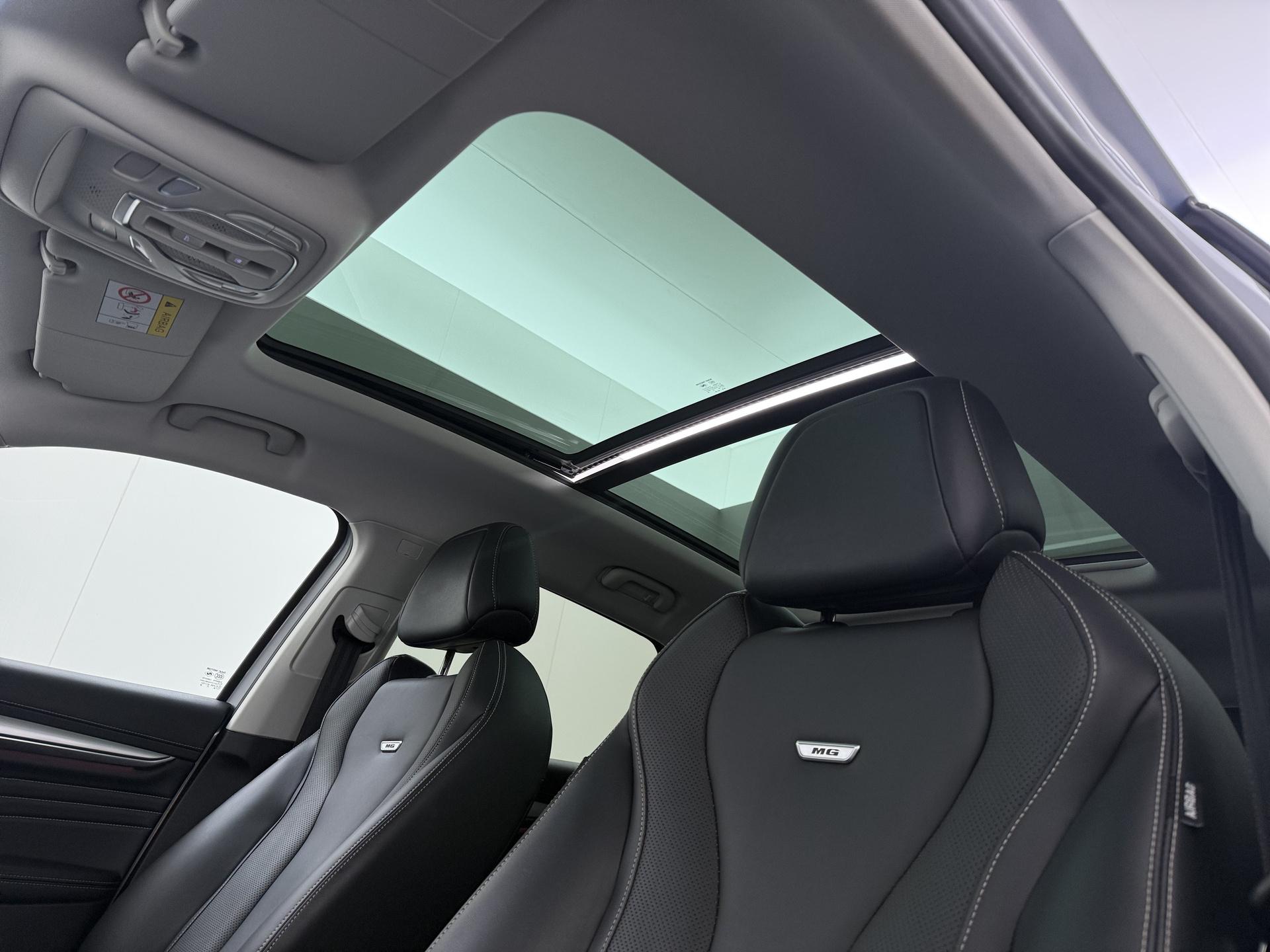 MG Marvel R Exclusive 70 kWh 17