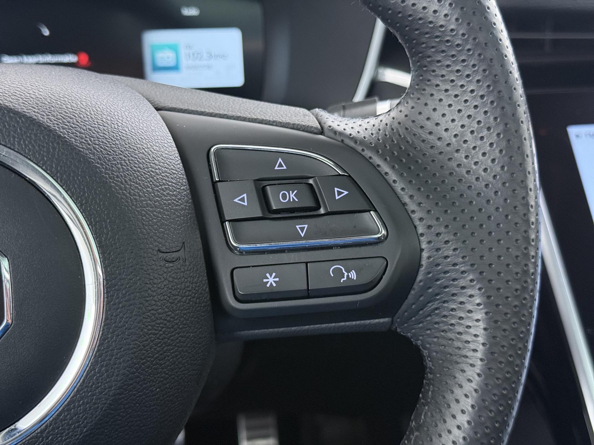 MG Marvel R Exclusive 70 kWh 27