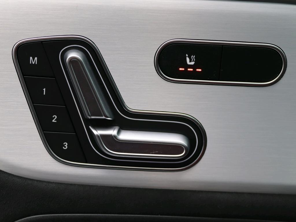 Mercedes-Benz GLA-klasse 250 e AMG Business Solution 3