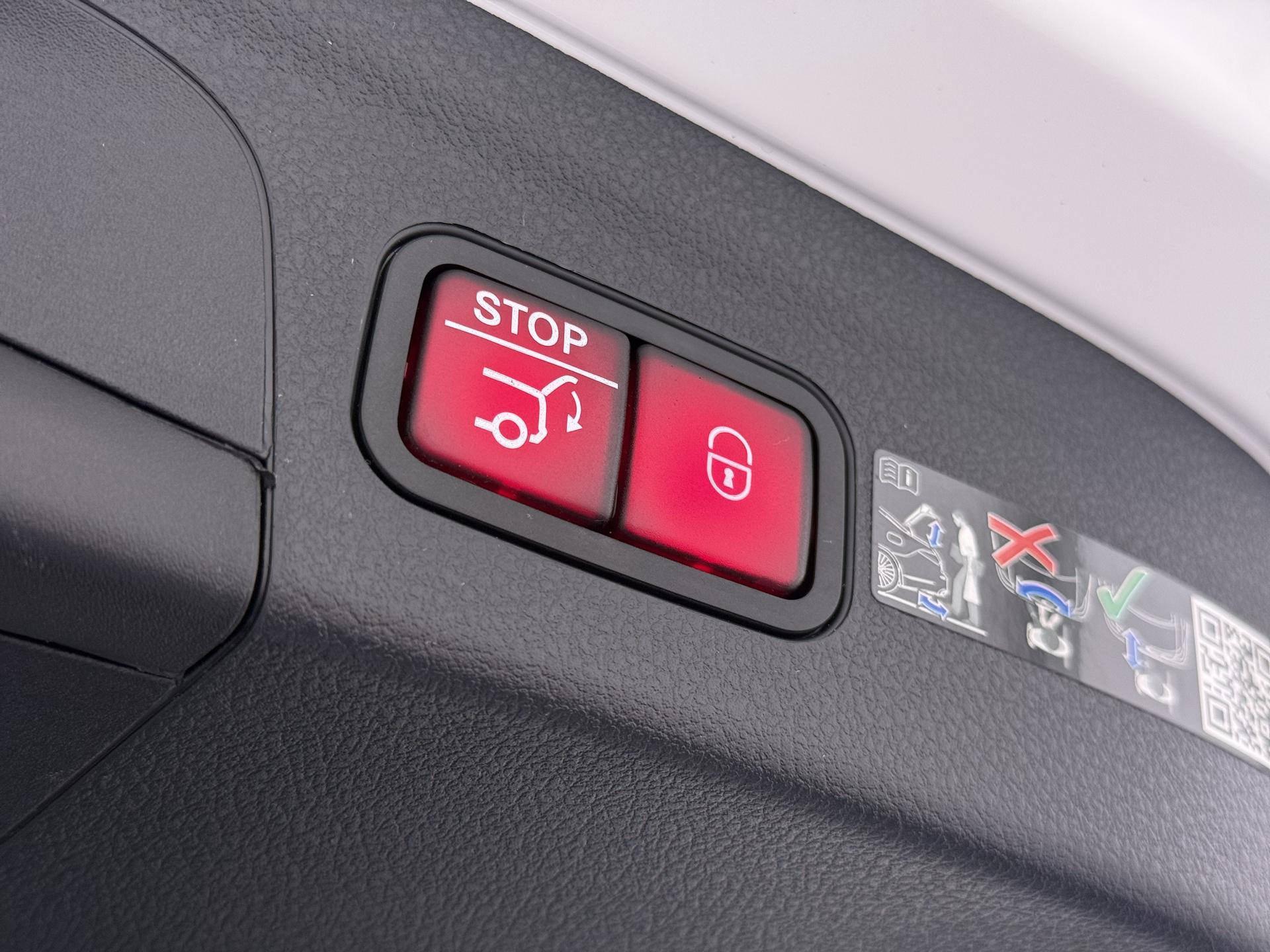 Mercedes-Benz GLE-klasse GLE 400 e 4MATIC AMG Line 19