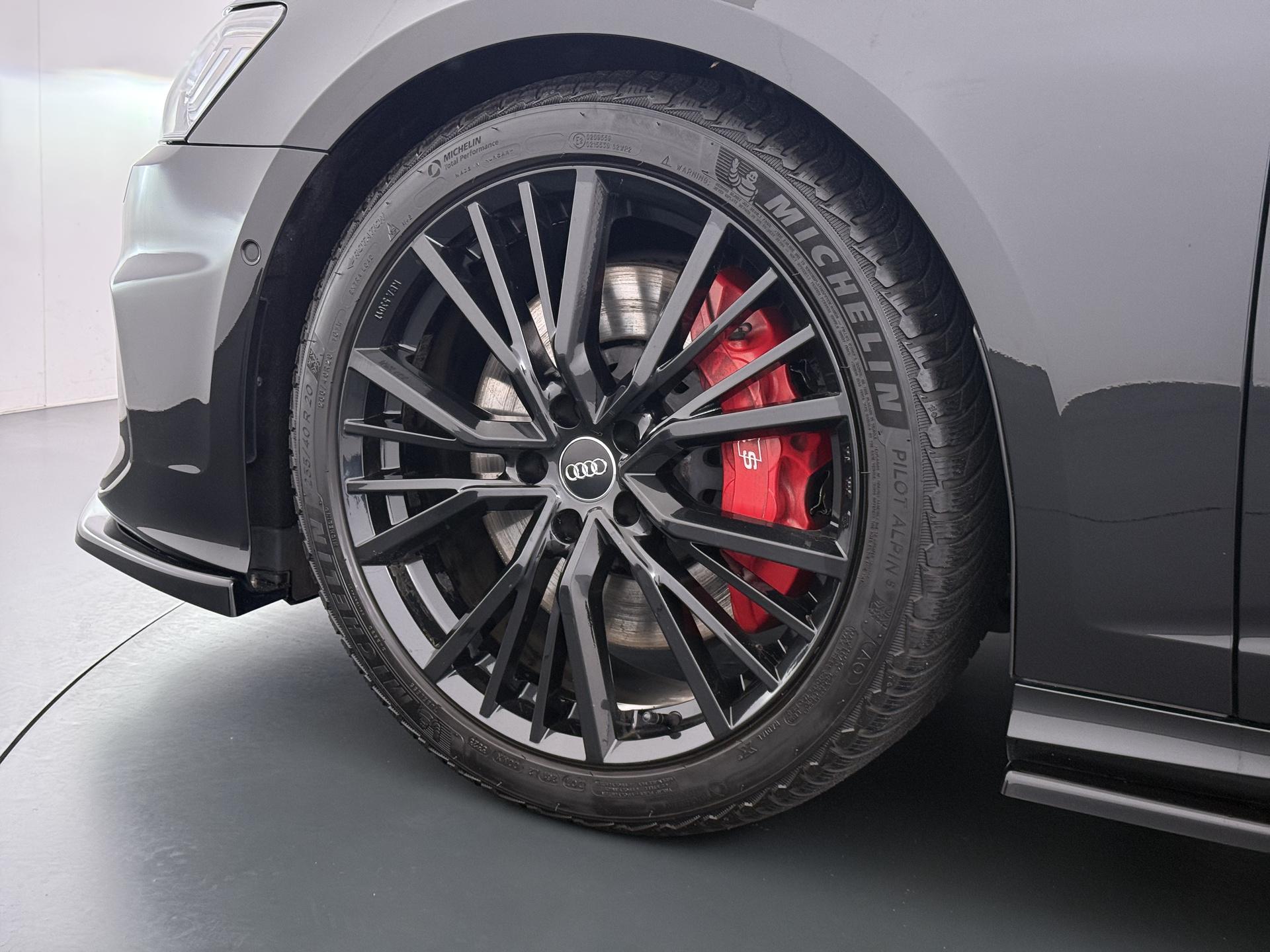 Audi A6 Avant 55 TFSI quattro S edition 14