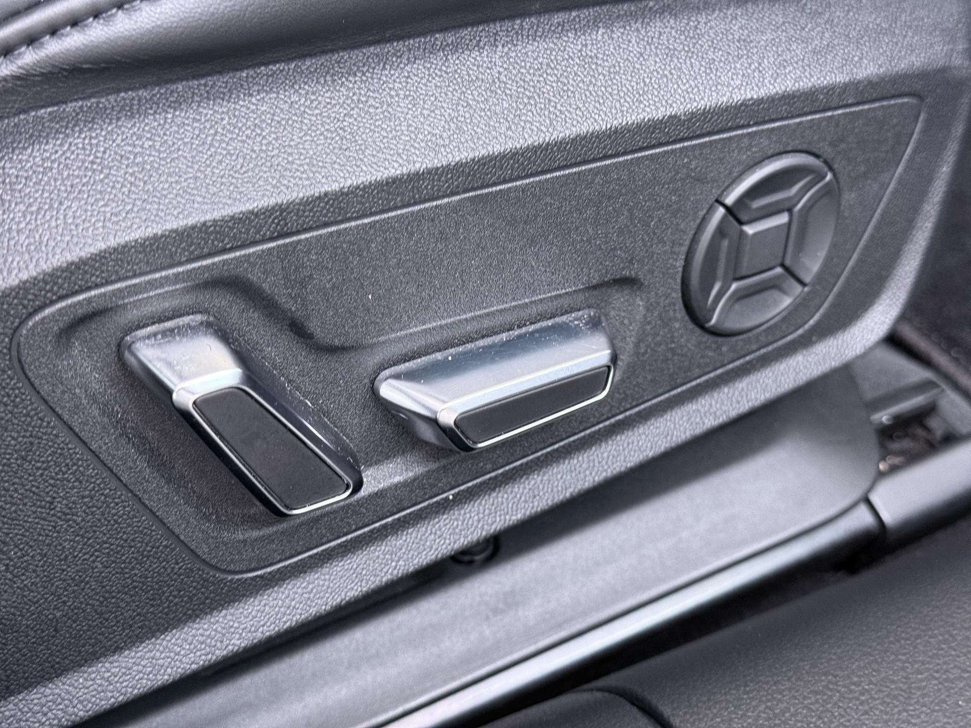 Audi A6 Avant 55 TFSI quattro S edition 19