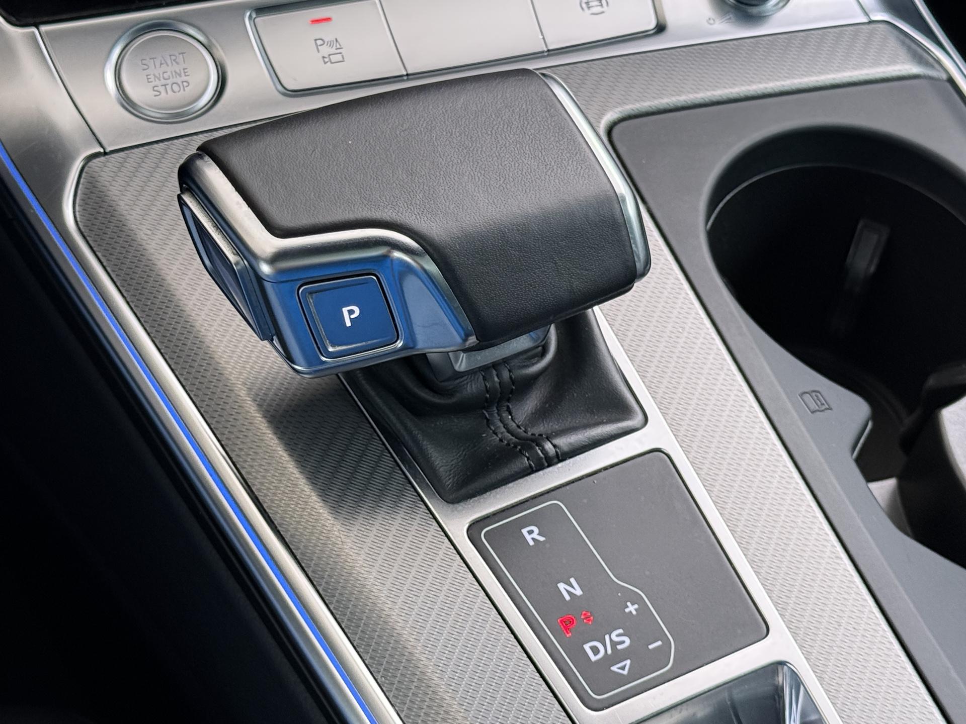 Audi A6 Avant 55 TFSI quattro S edition 37