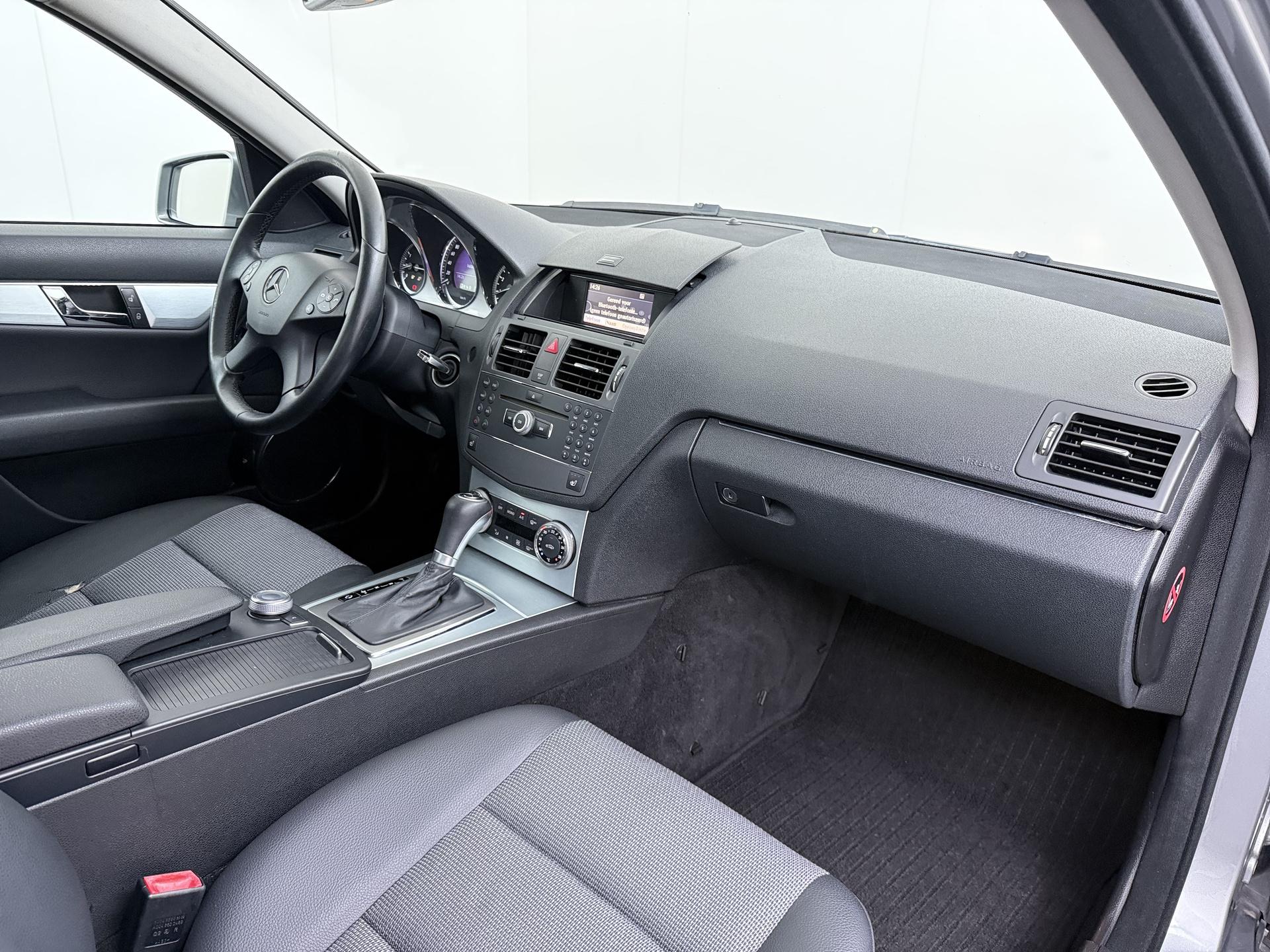 Mercedes-Benz C-klasse 200 K Elegance 32