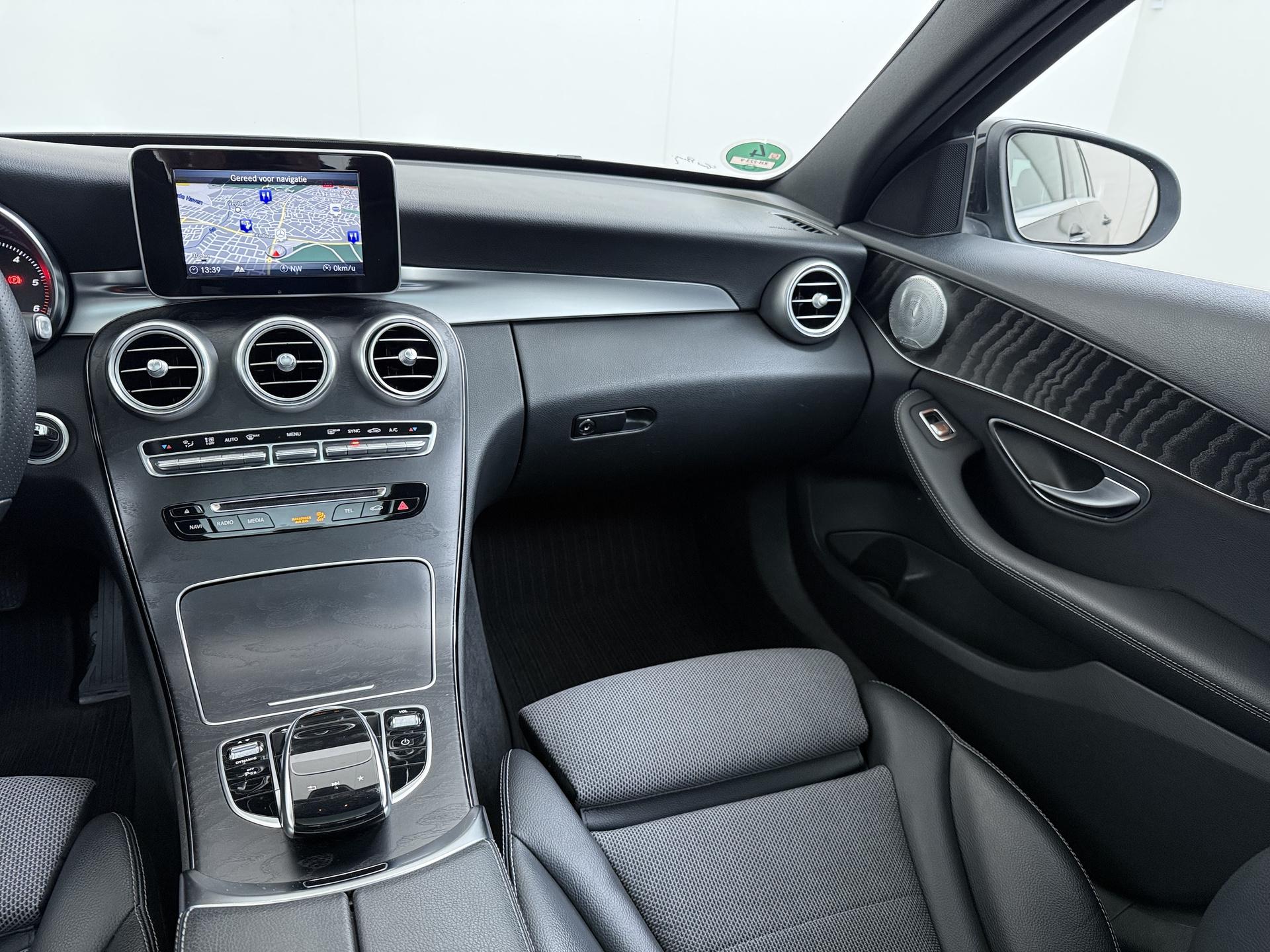 Mercedes-Benz C-klasse Estate 300 CDI HYBRID Avantgarde 25