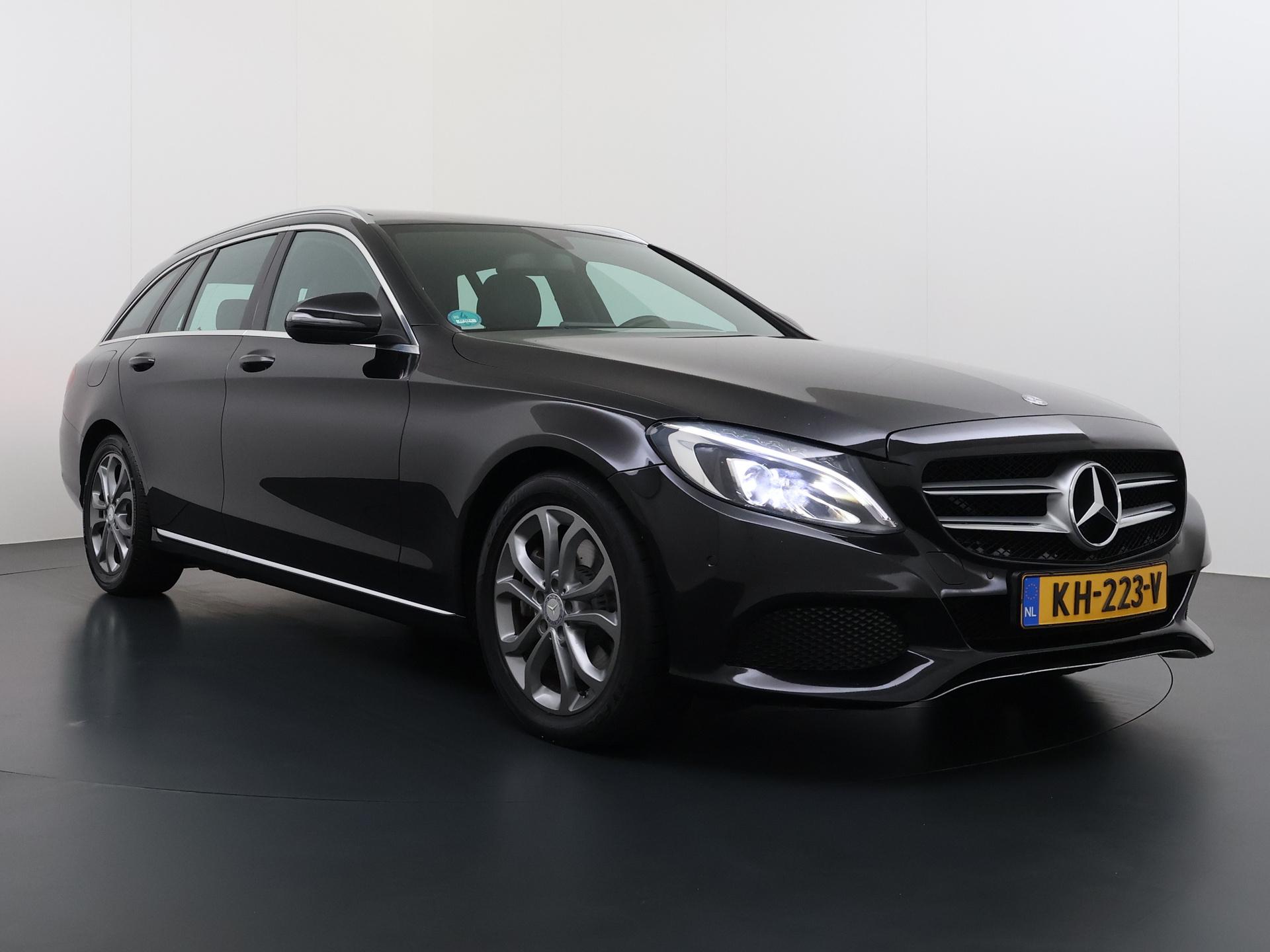 Mercedes-Benz C-klasse Estate 300 CDI HYBRID Avantgarde 3