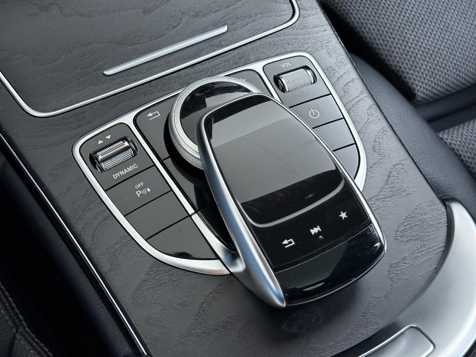 Mercedes-Benz C-klasse Estate 300 CDI HYBRID Avantgarde 38