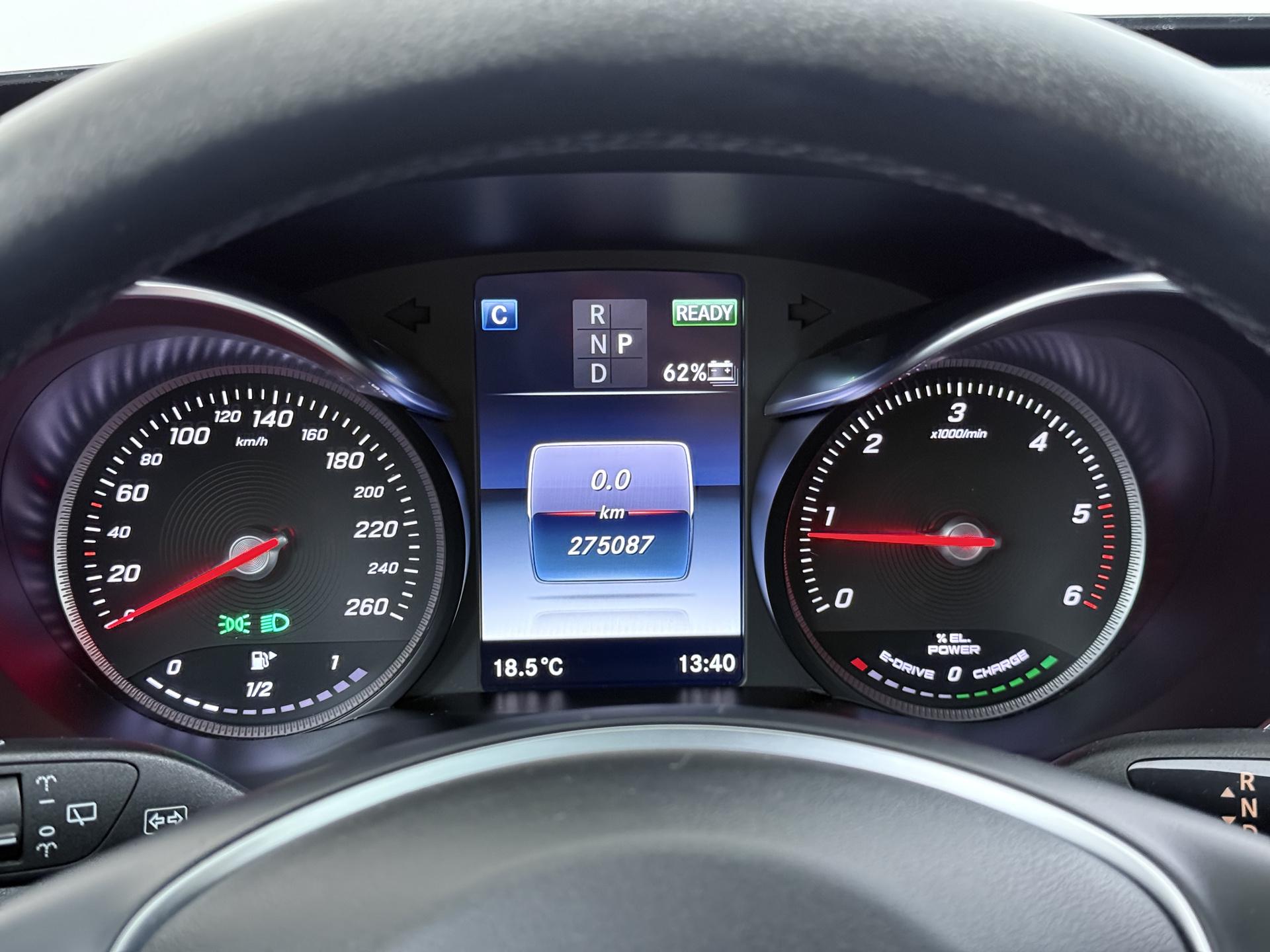 Mercedes-Benz C-klasse Estate 300 CDI HYBRID Avantgarde 9