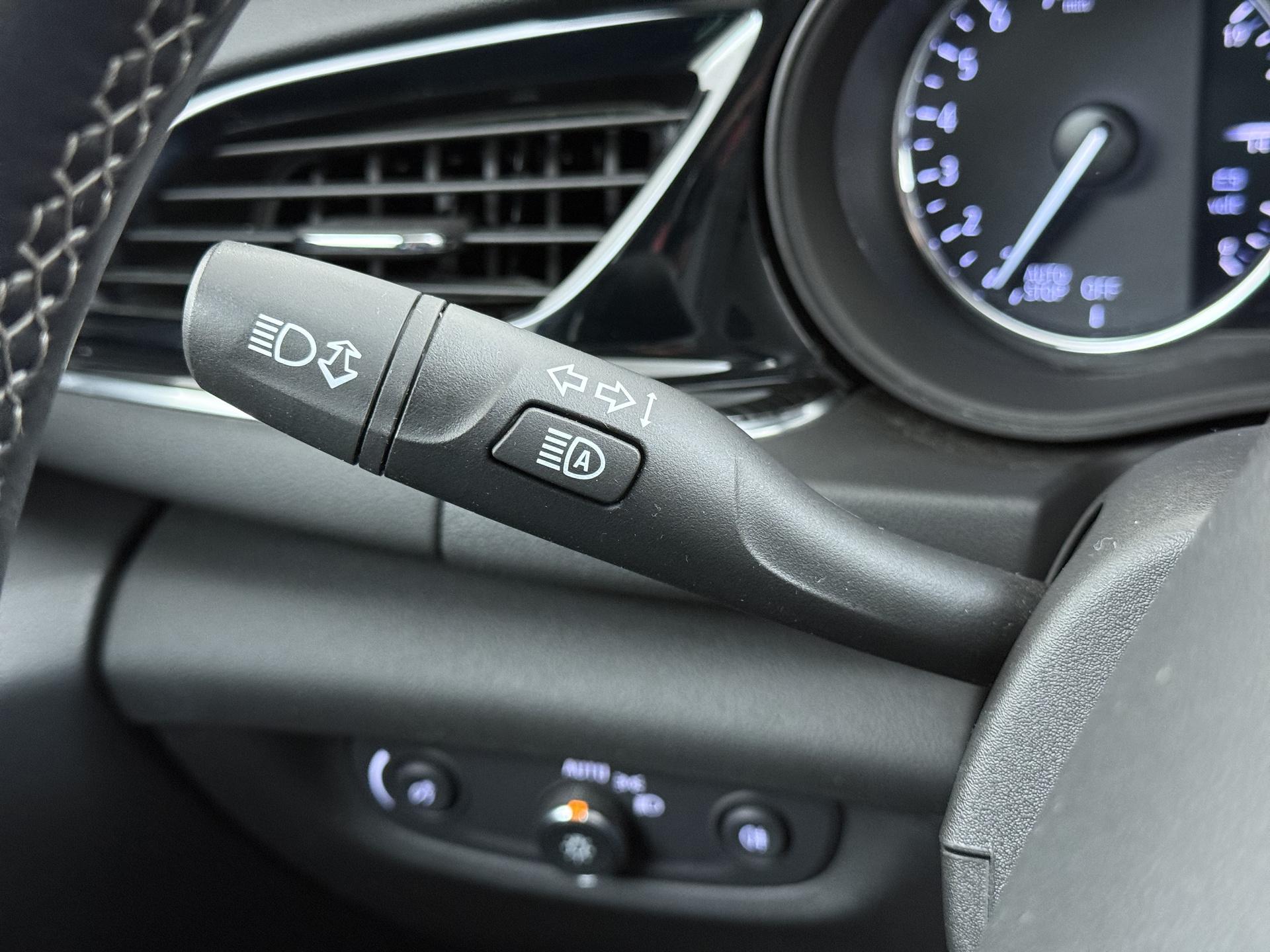 Opel Insignia Sports Tourer 1.5 Turbo Business Executive 23