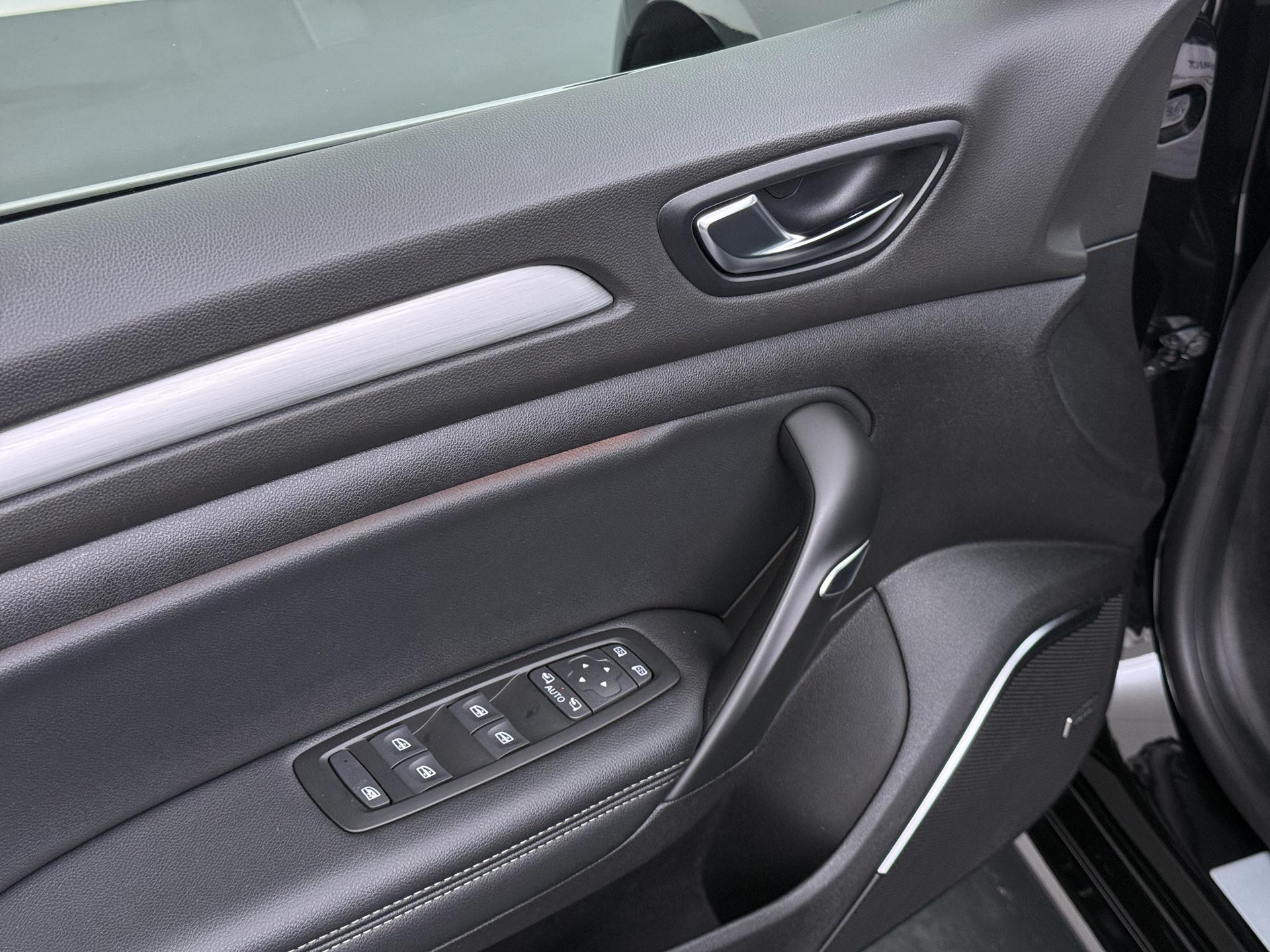 Renault Mégane 1.3 TCe Bose 10