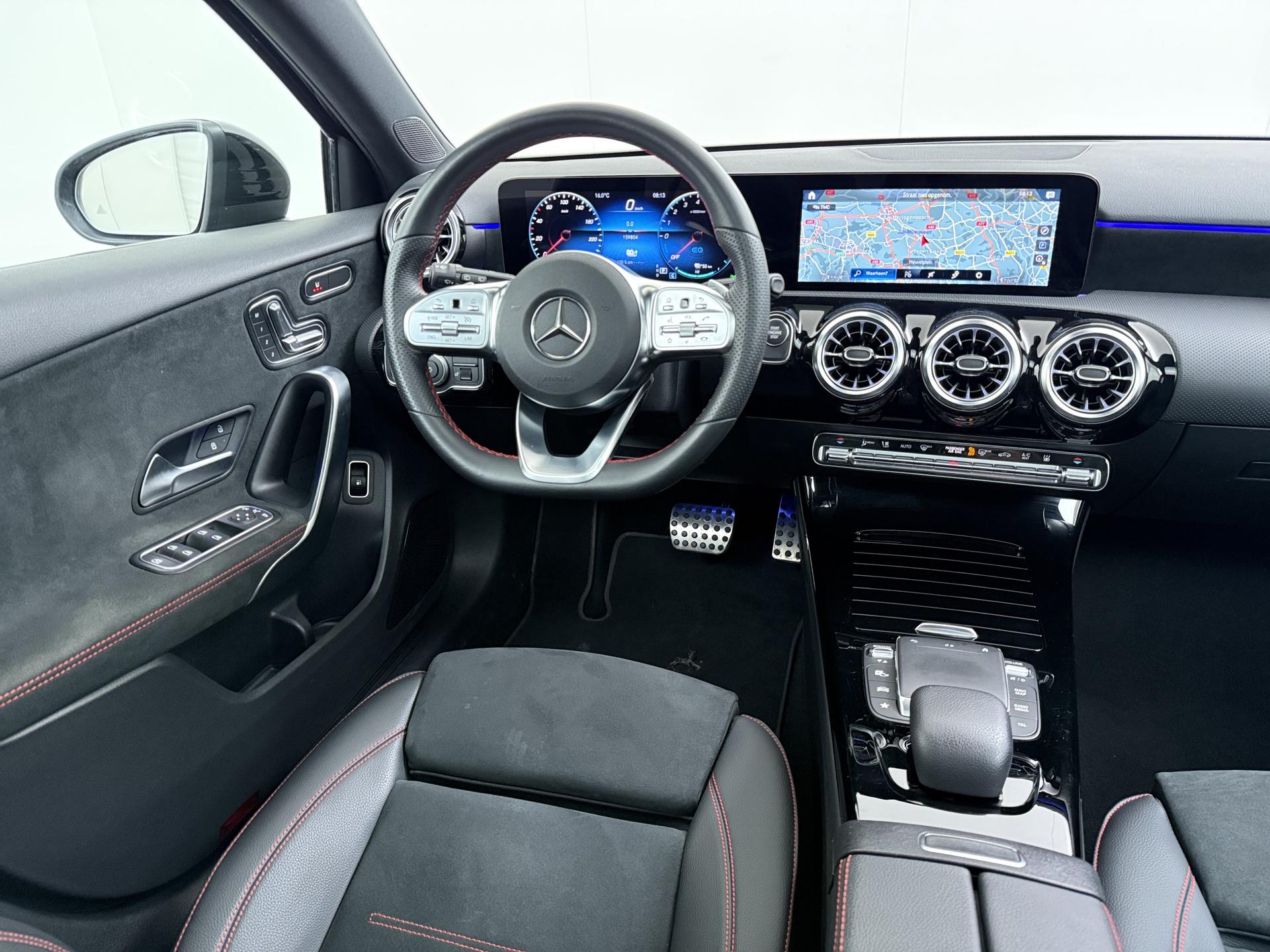 Mercedes-Benz A-klasse 250 e AMG Line 21