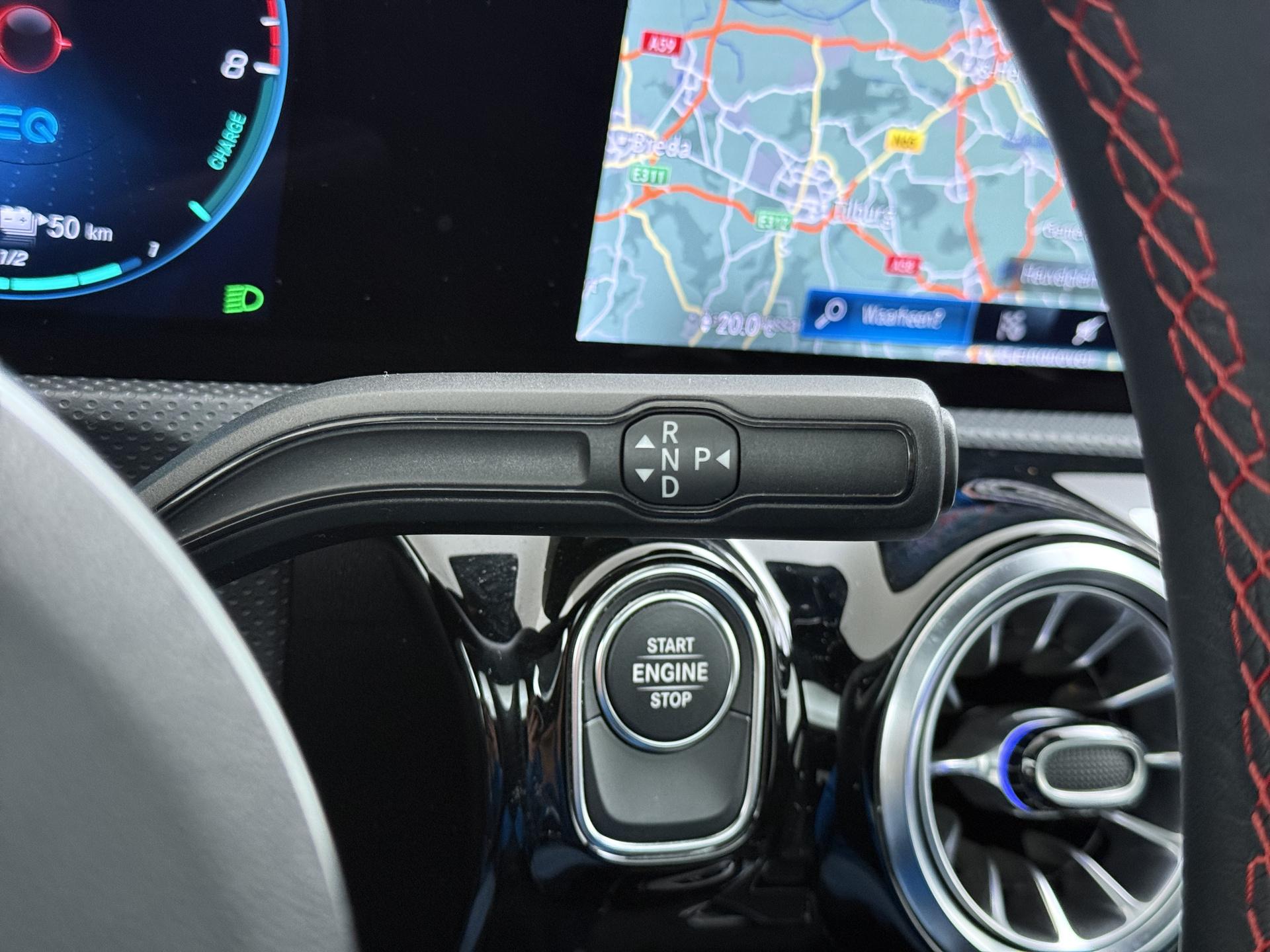 Mercedes-Benz A-klasse 250 e AMG Line 24