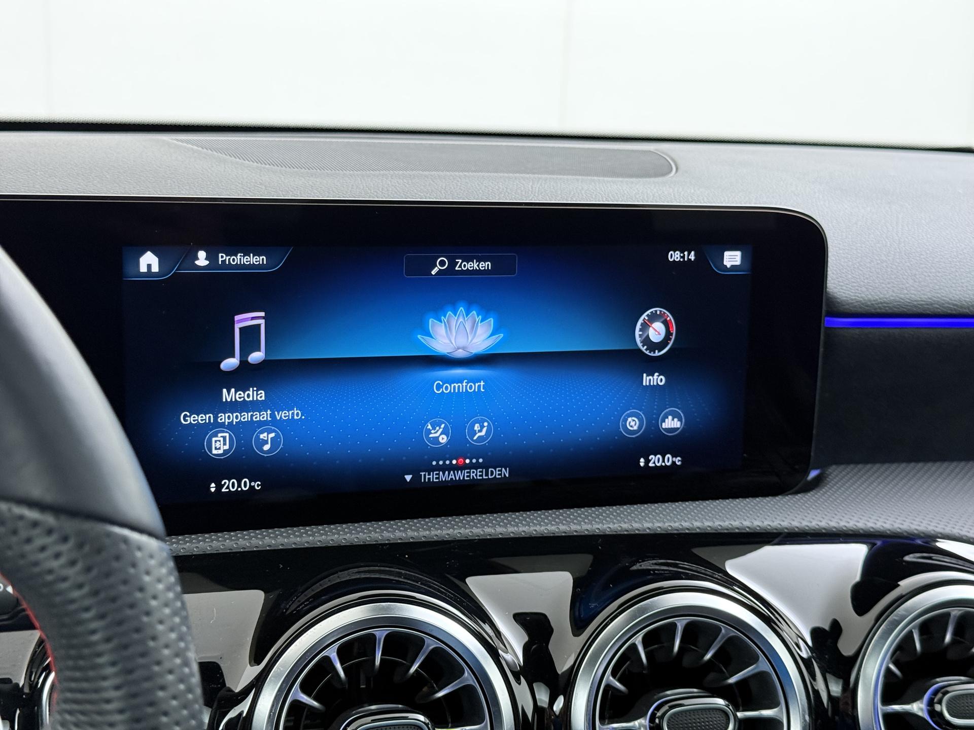 Mercedes-Benz A-klasse 250 e AMG Line 29