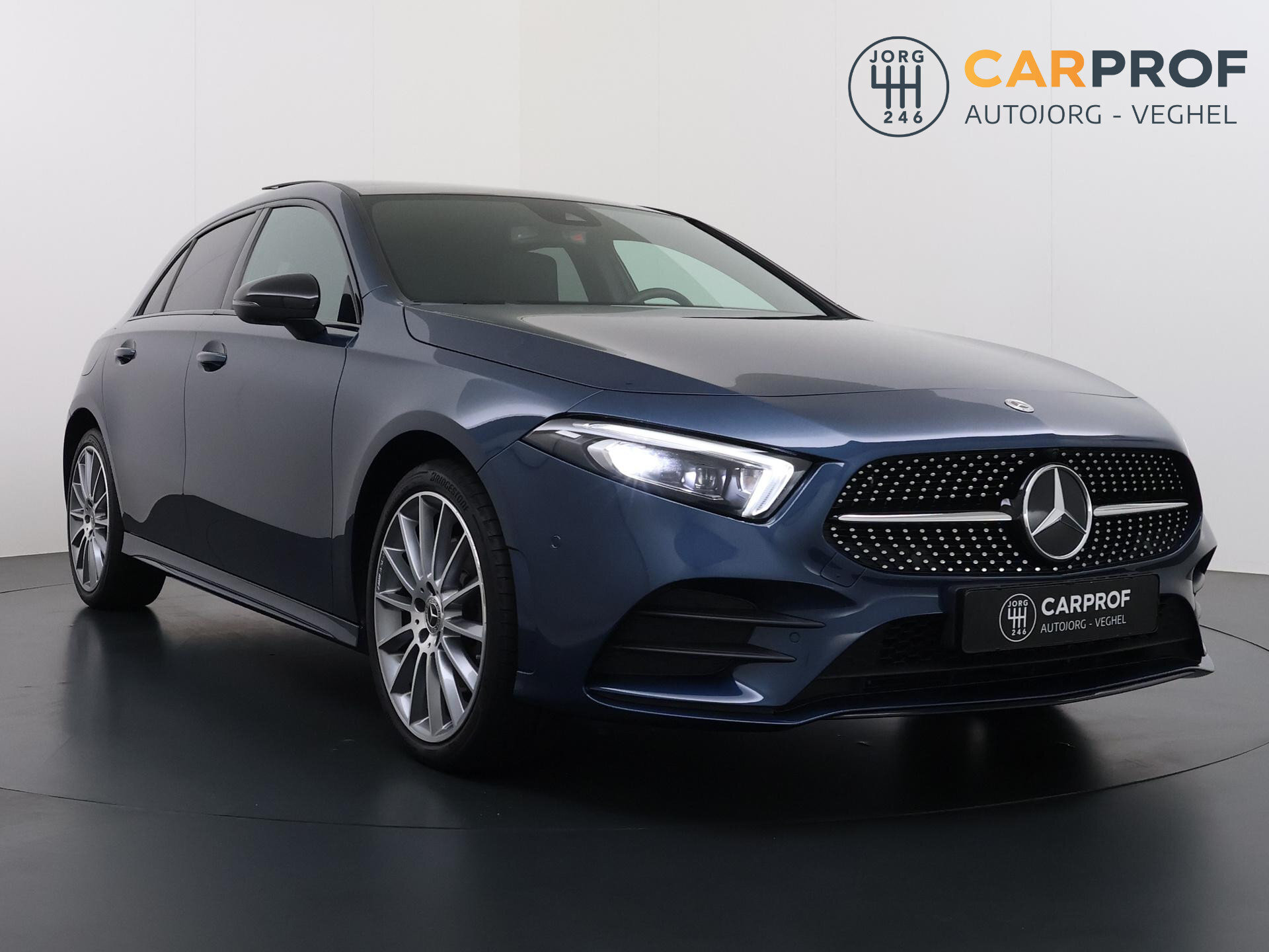 Mercedes-Benz A-klasse 250 e AMG Line 3