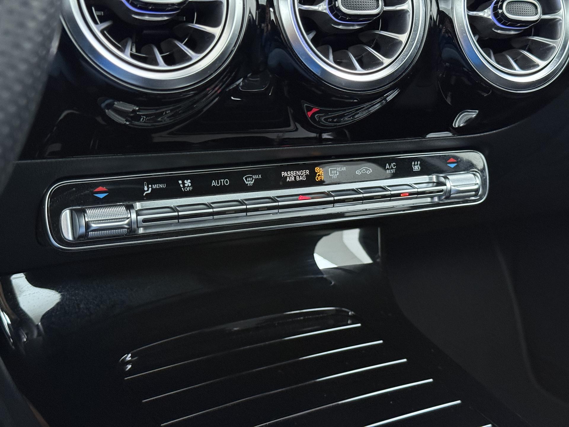 Mercedes-Benz A-klasse 250 e AMG Line 37