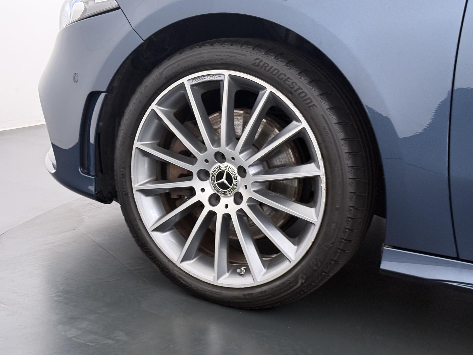 Mercedes-Benz A-klasse 250 e AMG Line 8