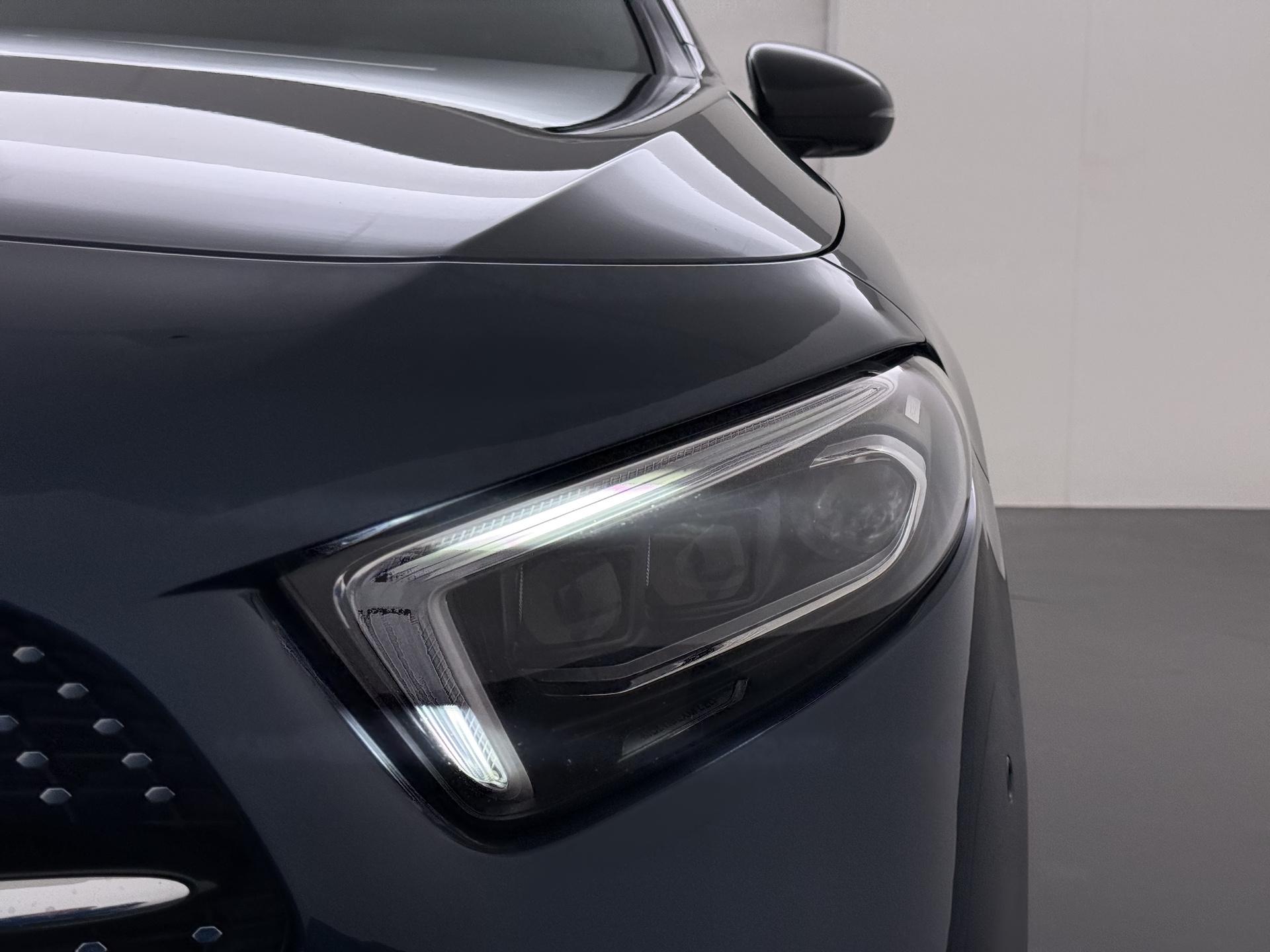 Mercedes-Benz A-klasse 250 e AMG Line 9