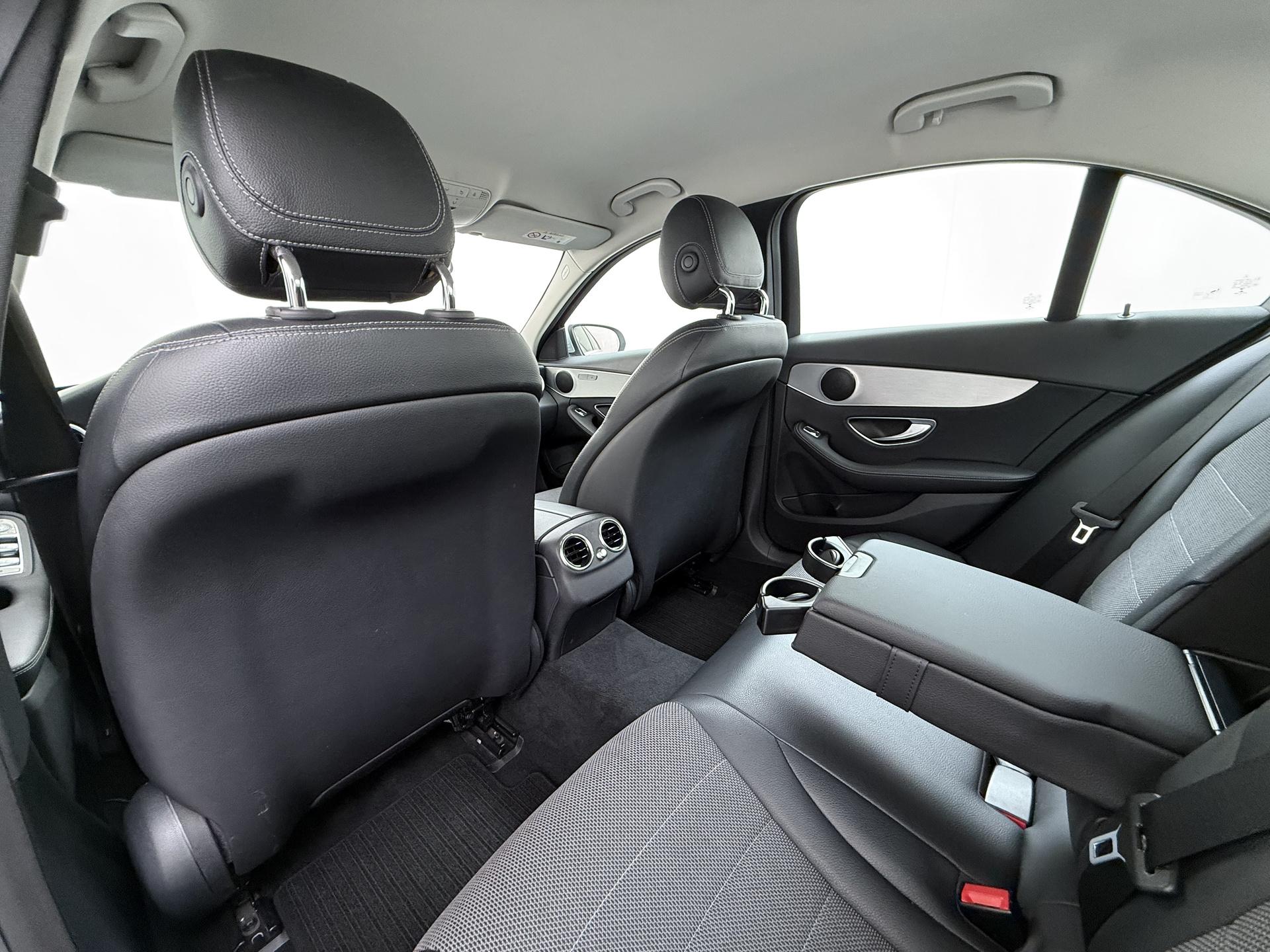 Mercedes-Benz C-klasse 180 Ambition 17