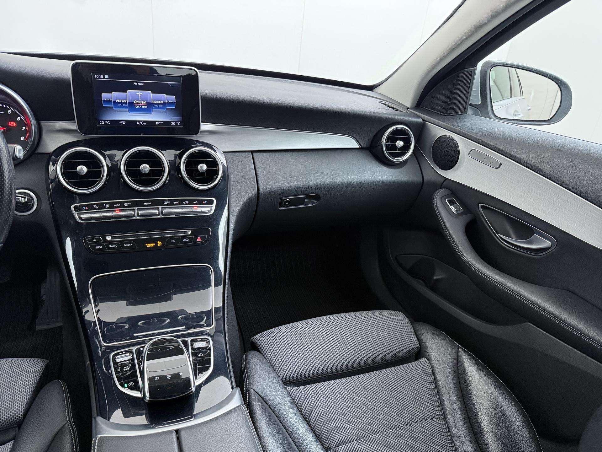 Mercedes-Benz C-klasse 180 Ambition 22