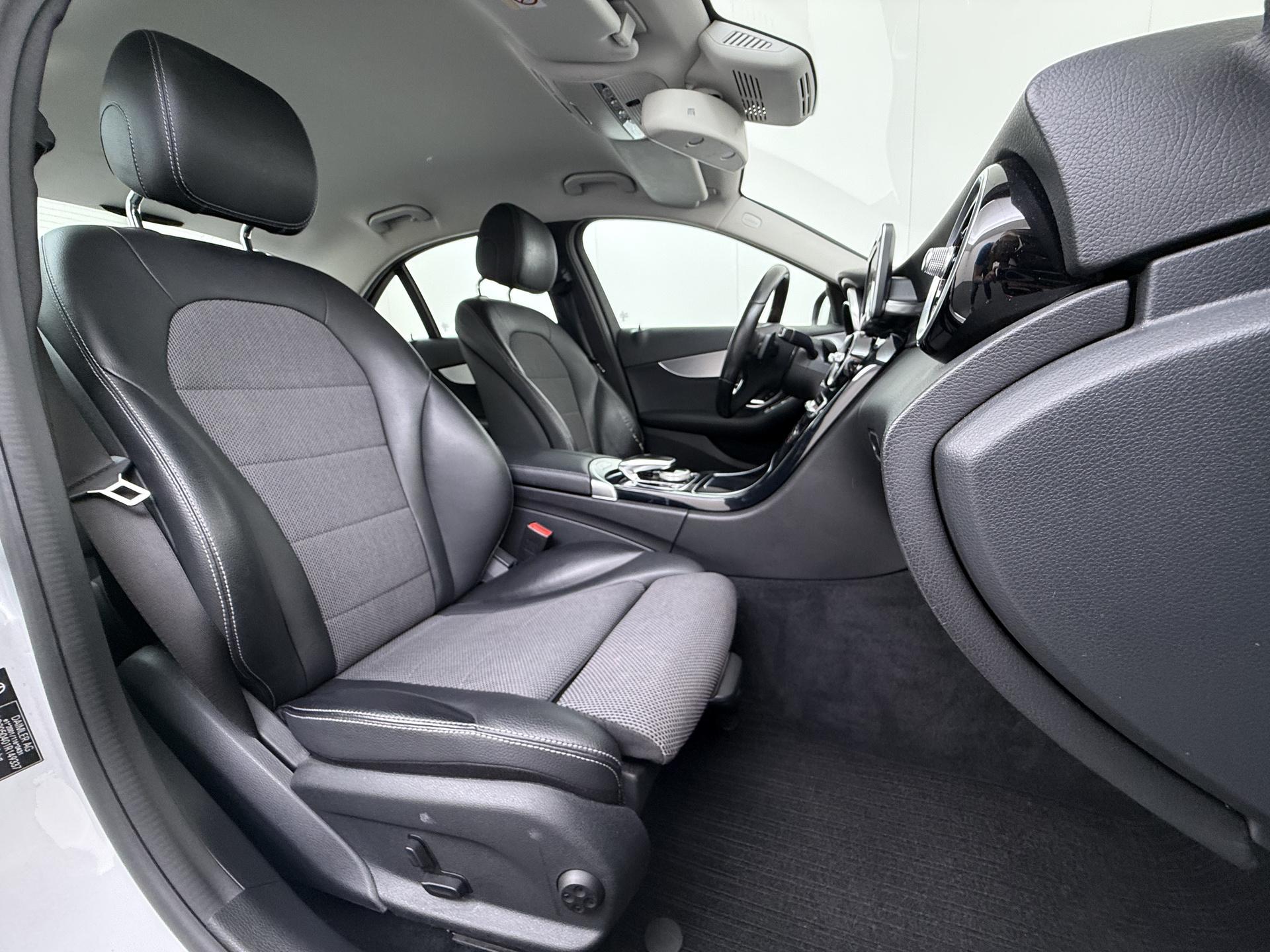 Mercedes-Benz C-klasse 180 Ambition 38