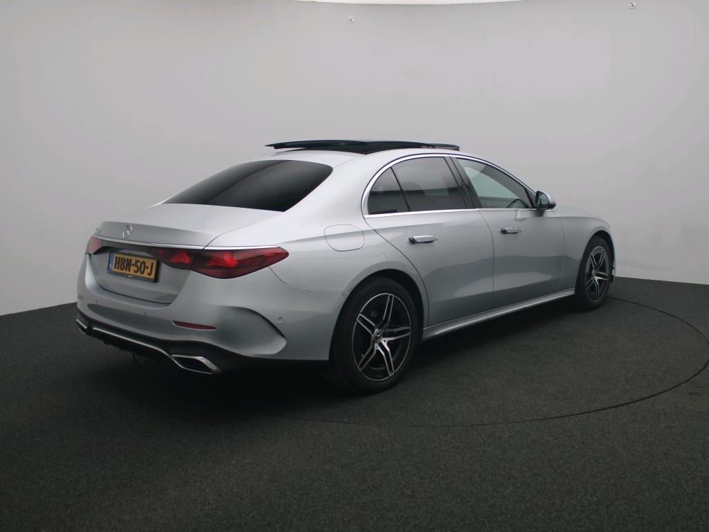 Mercedes-Benz E-klasse 300 e AMG Line 2