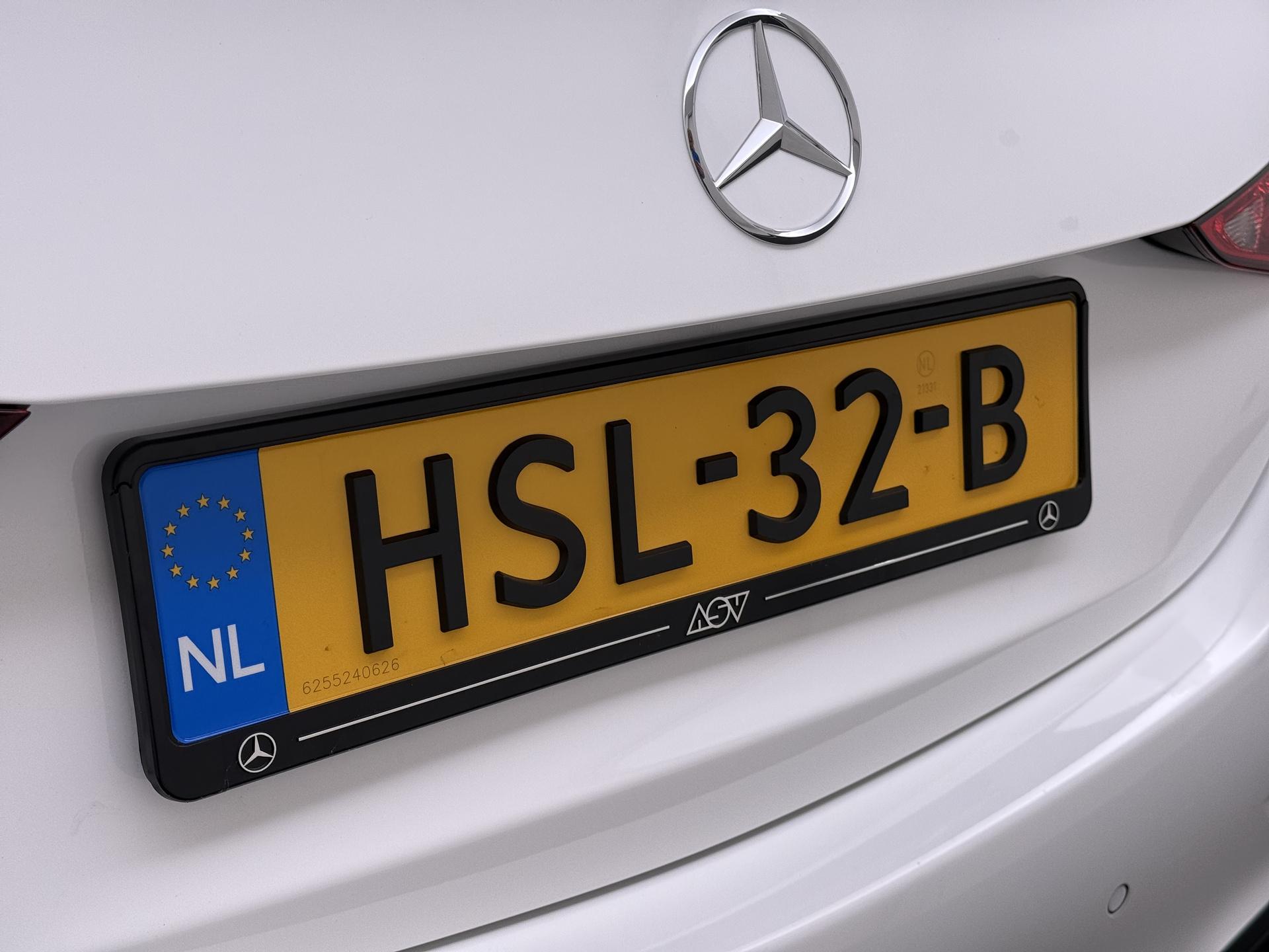 Mercedes-Benz C-klasse 300 e AMG Premium Plus Business Solution 18