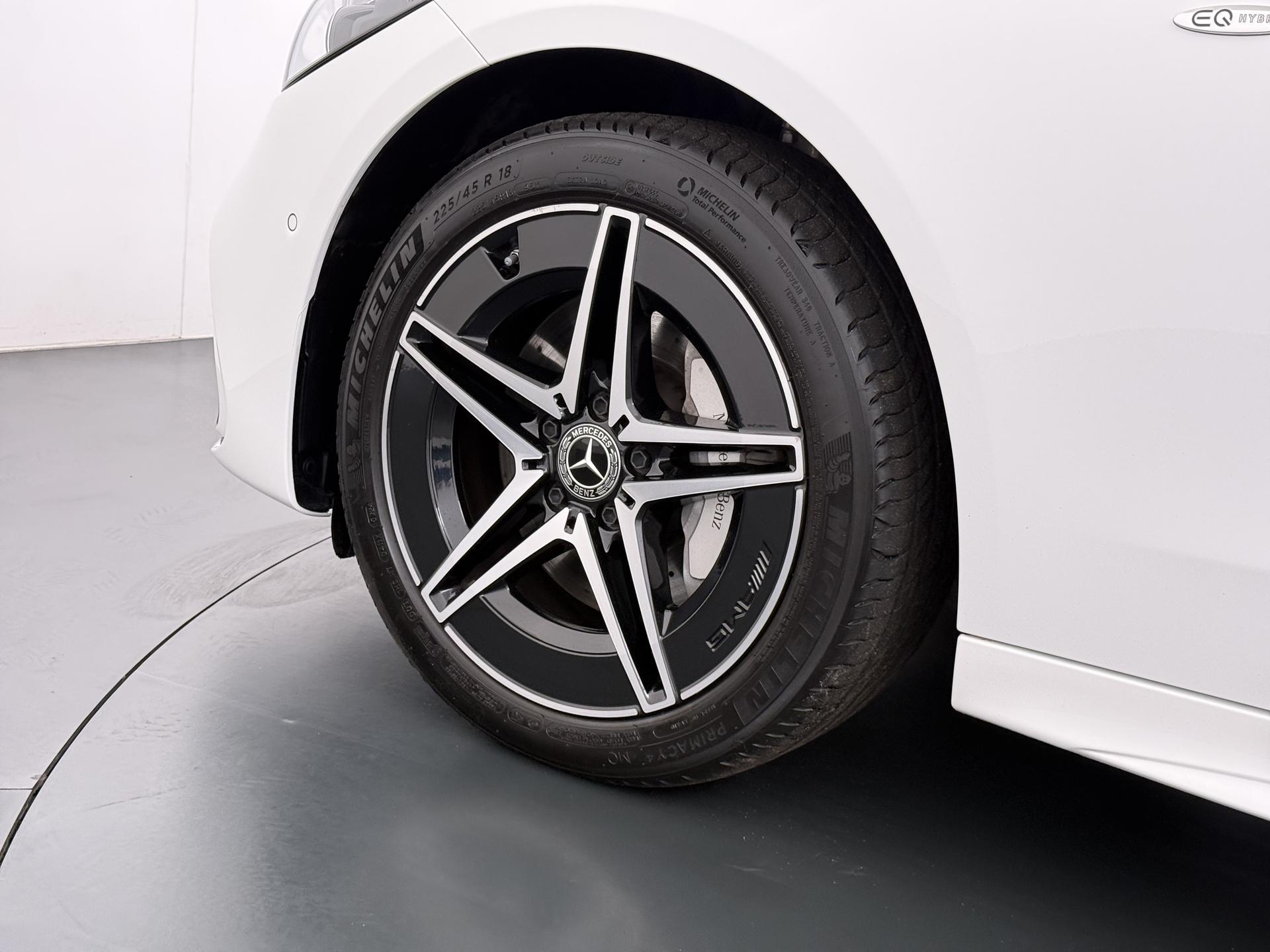 Mercedes-Benz C-klasse 300 e AMG Premium Plus Business Solution 21