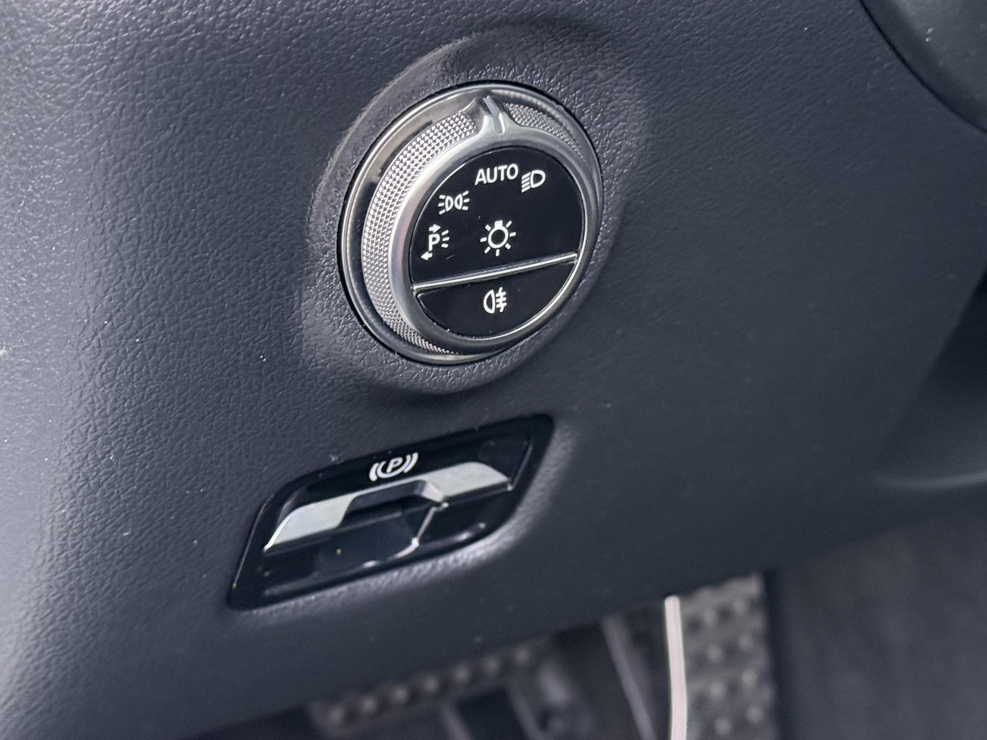 Mercedes-Benz C-klasse 300 e AMG Premium Plus Business Solution 27