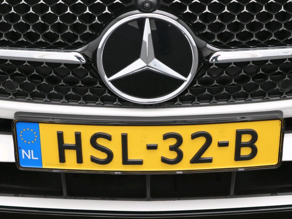 Mercedes-Benz C-klasse 300 e AMG Business Solution 8