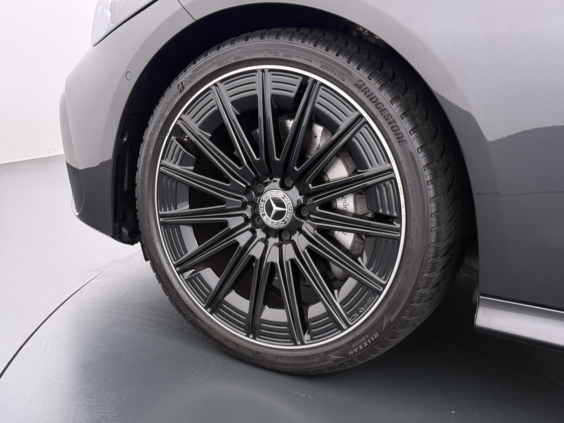 Mercedes-Benz CLE Coupé 200 AMG Line 25