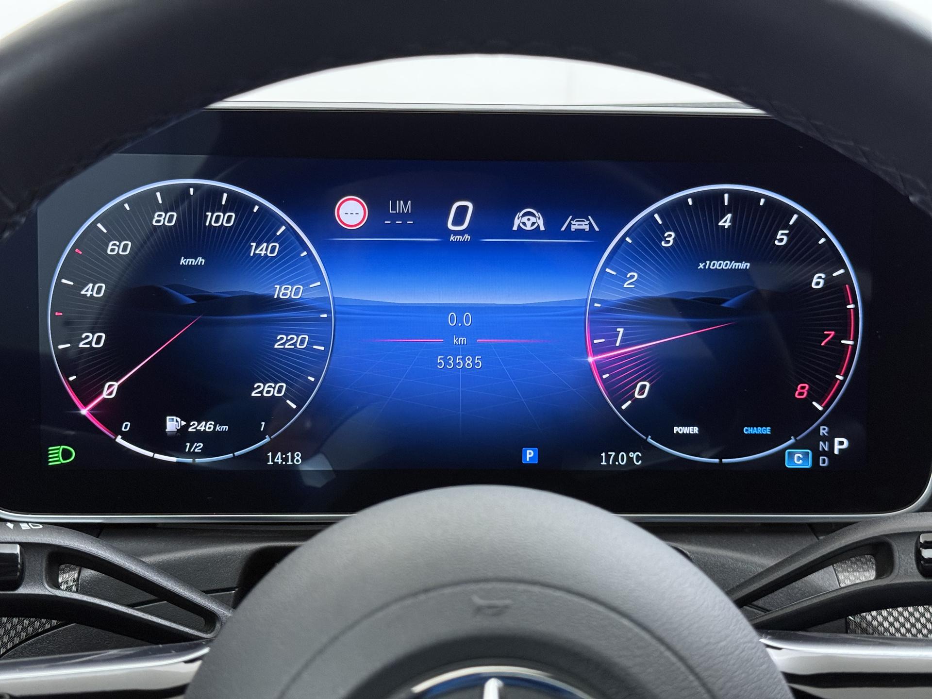 Mercedes-Benz CLE Coupé 200 AMG Line 38