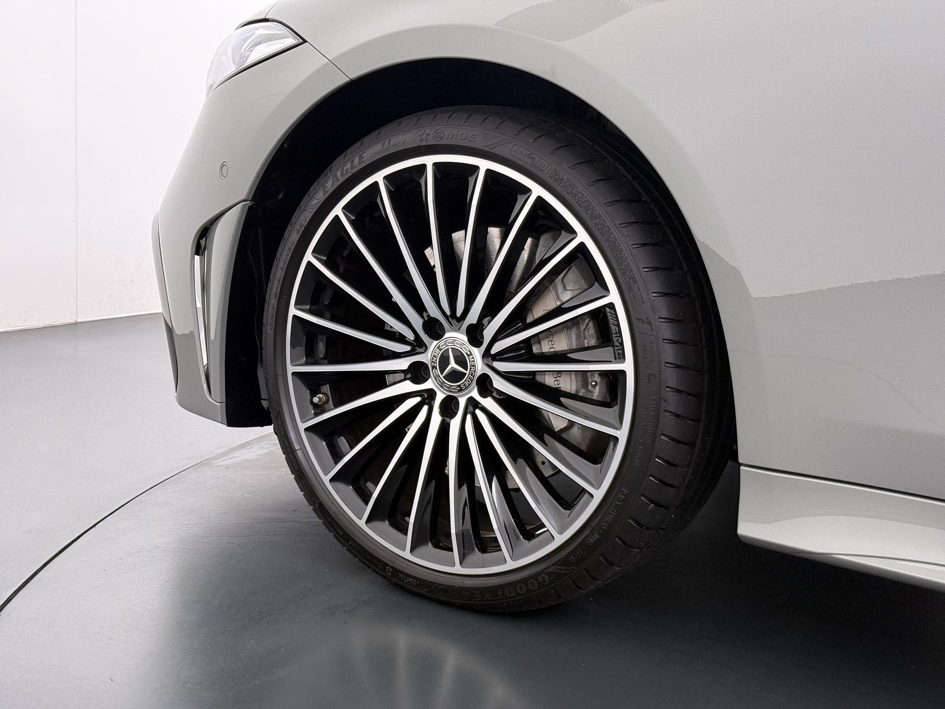 Mercedes-Benz CLS-klasse 450 4MATIC AMG Premium Plus 26